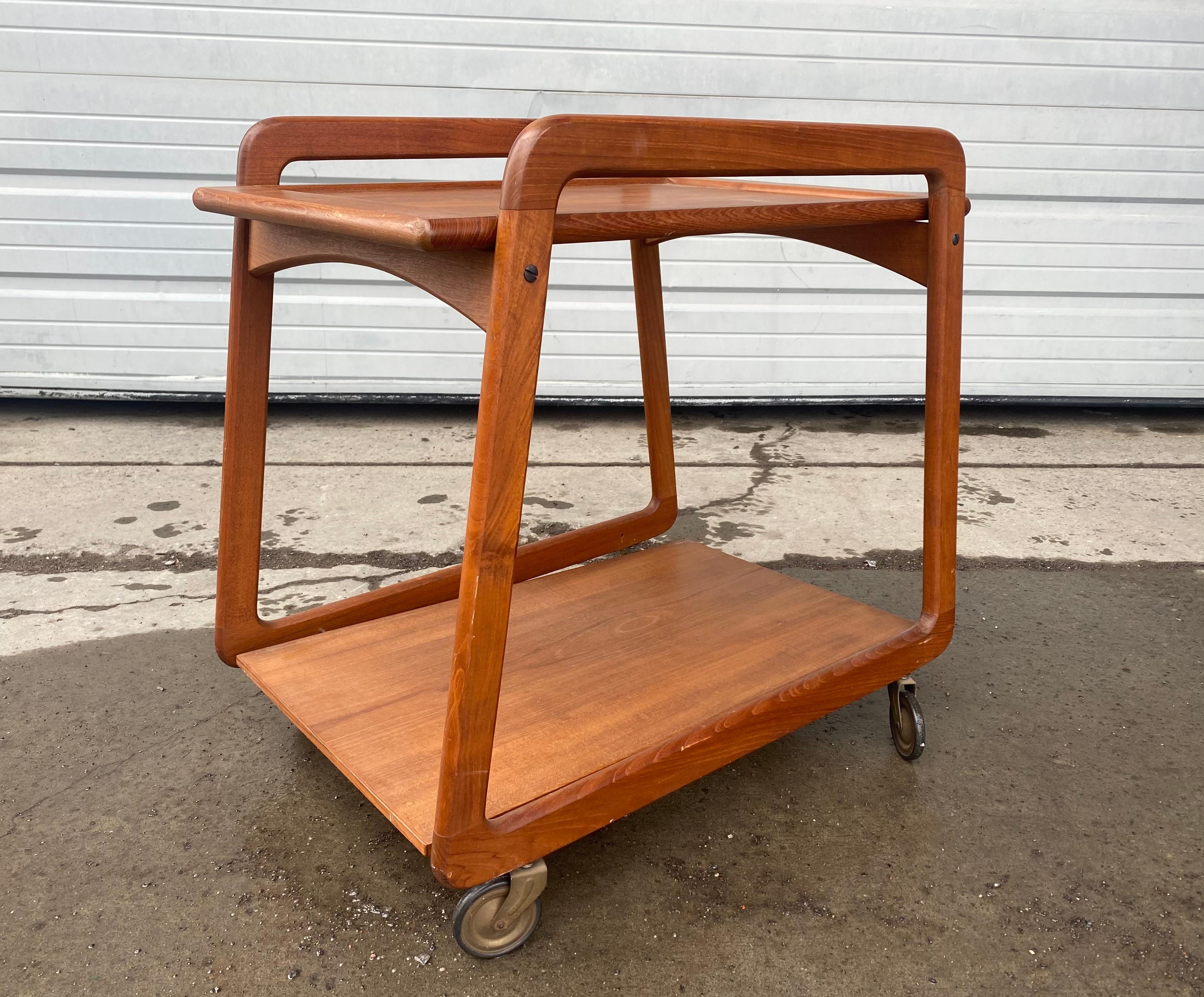 Teak Reversible Tray Top Bar Cart or Tea Trolley by Sika Mobler, Denmark In Good Condition For Sale In Buffalo, NY