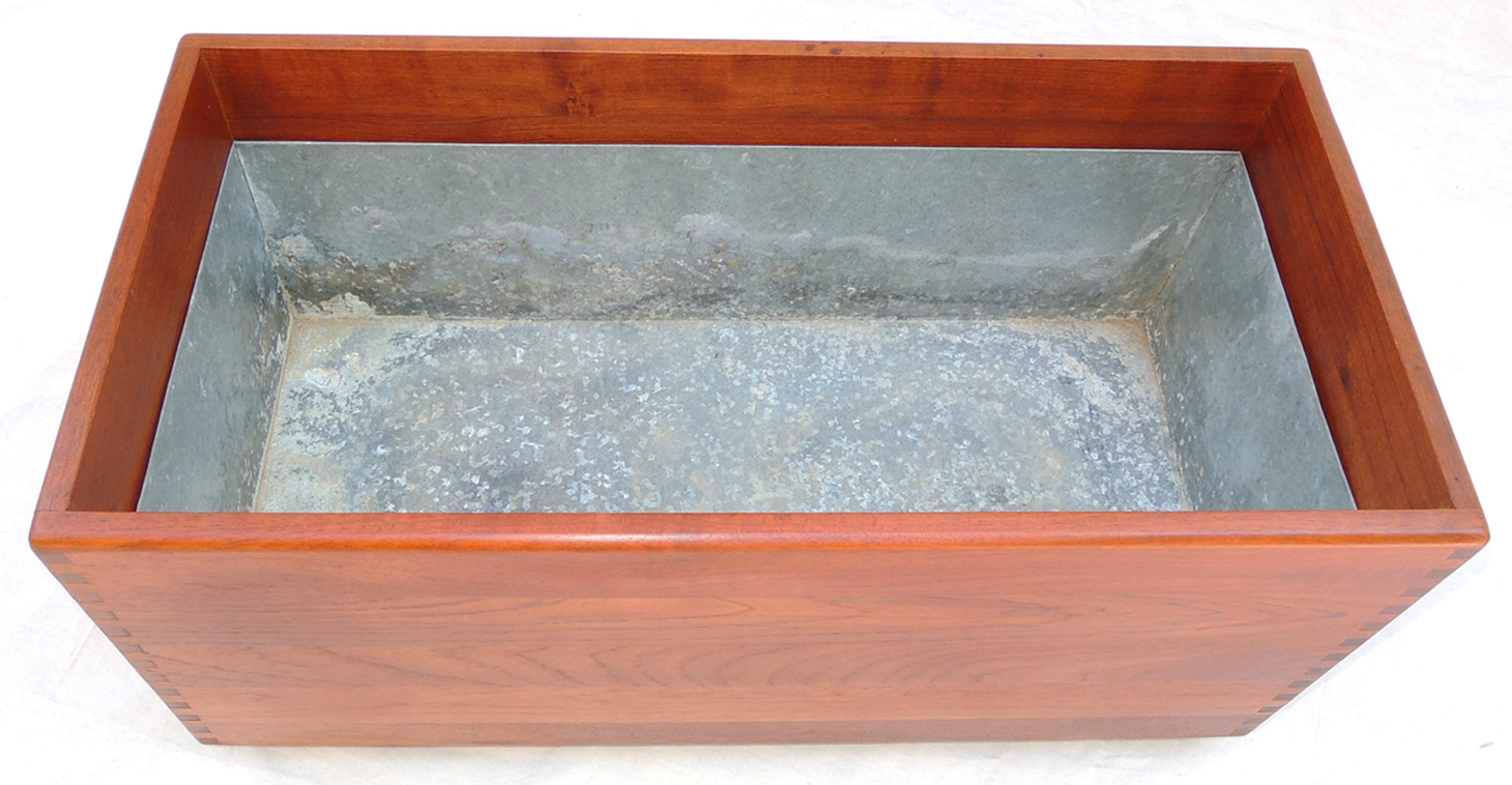 rolling planter boxes