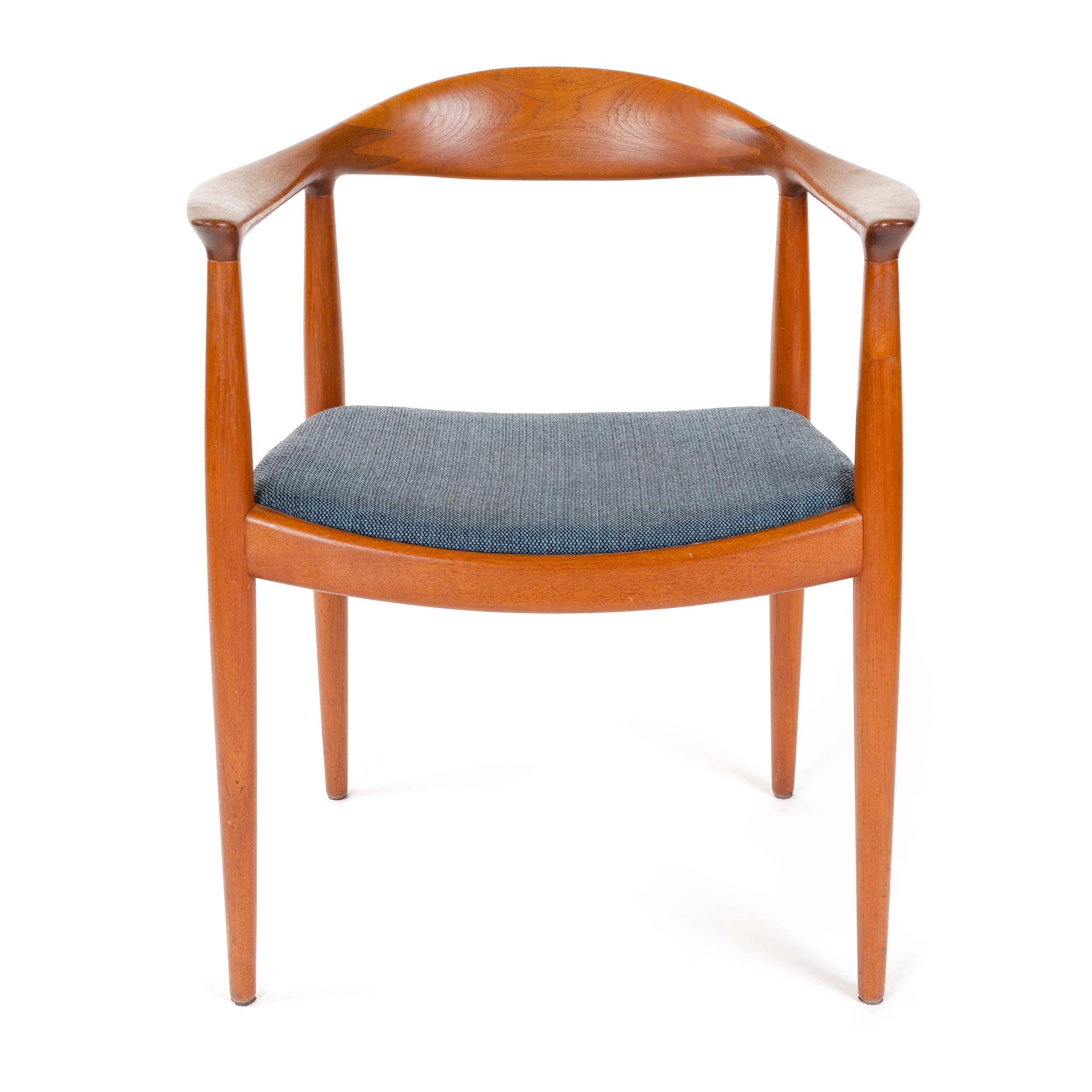Scandinavian Modern Teak Round Chair with Upholstered Seat by Hans J. Wegner for Johannes Hansen