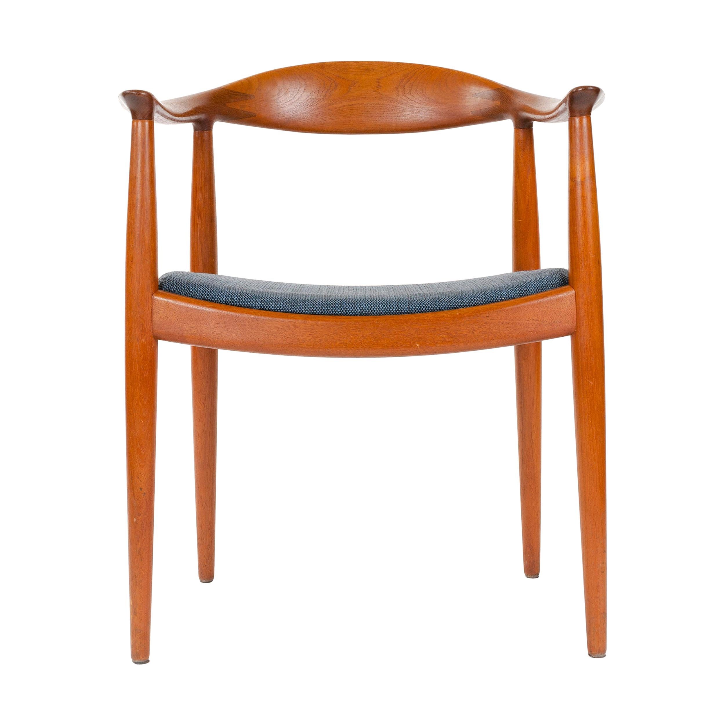 Teak Round Chair with Upholstered Seat by Hans J. Wegner for Johannes Hansen For Sale