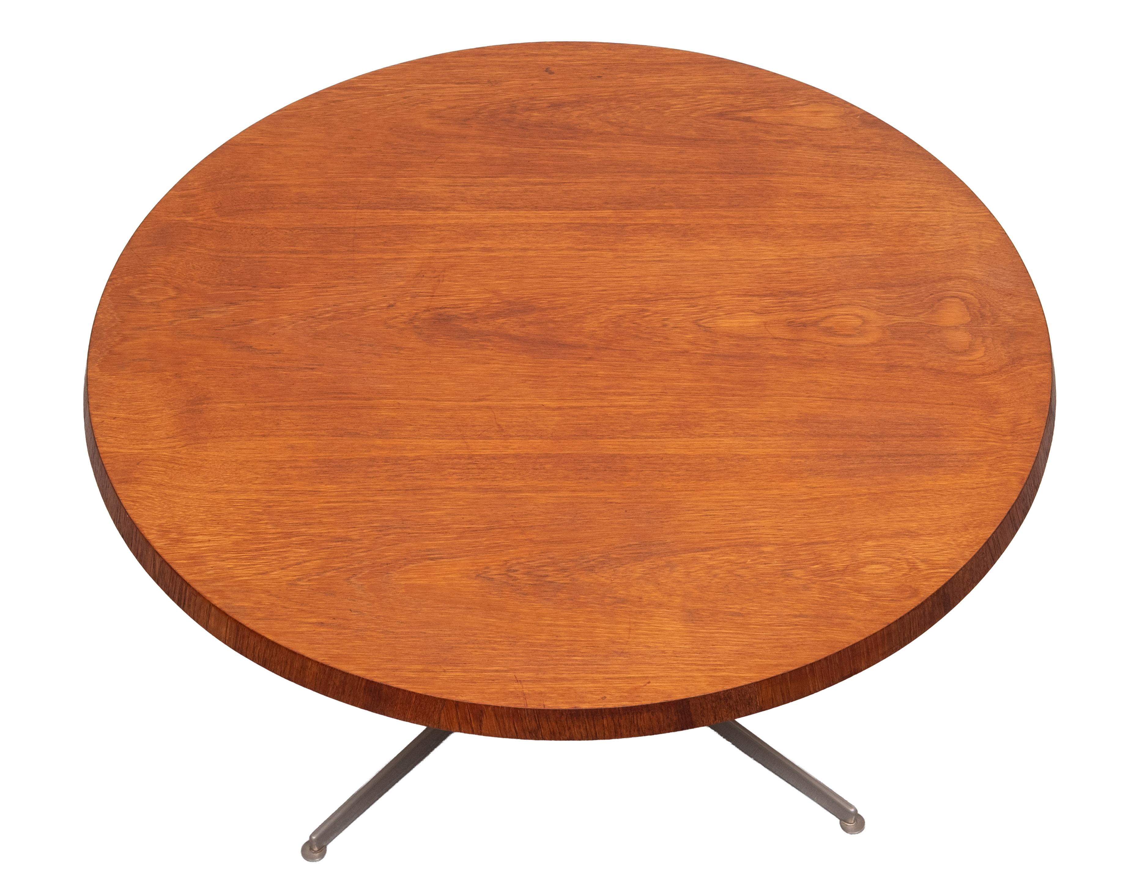 Teak round Coffee table Ilse Mōbel   1960s Germany In Good Condition For Sale In Den Haag, NL