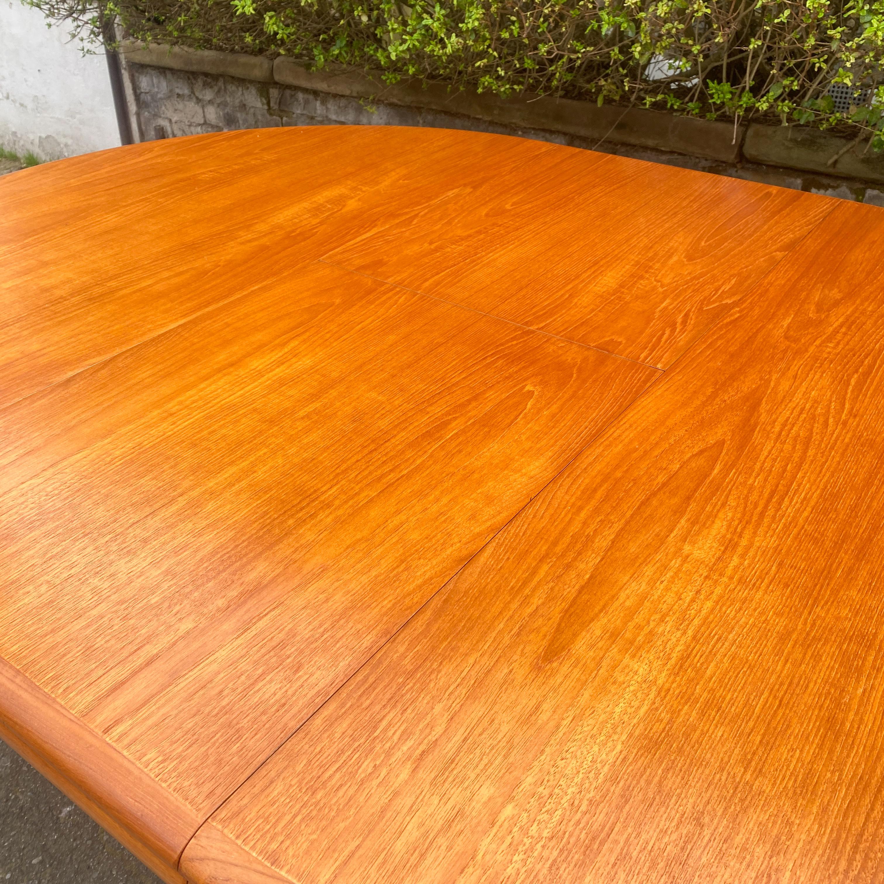 Teak Round Extending White & Newton Double Lip Dining table For Sale 4