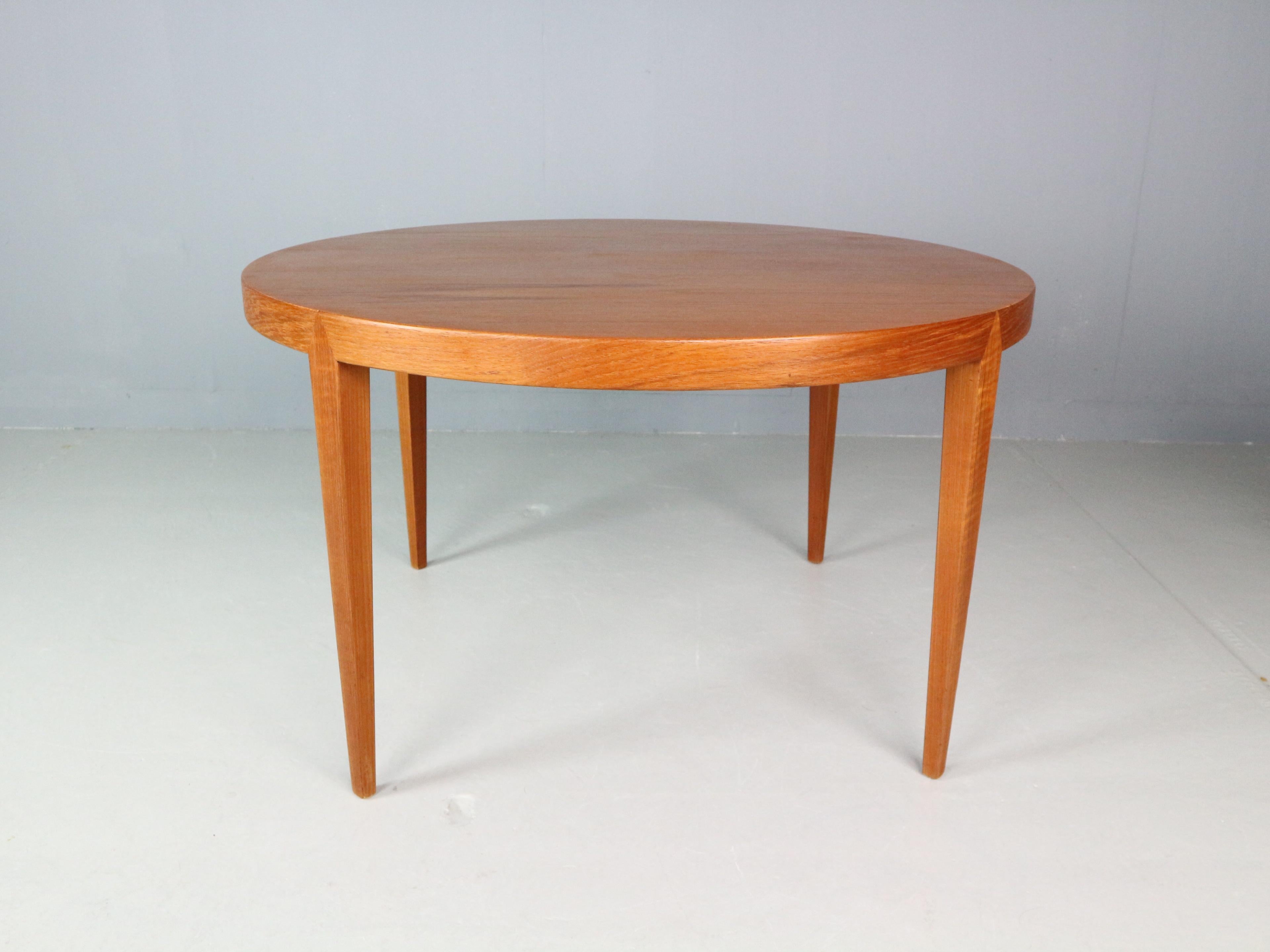 Scandinavian Modern Teak Round Severin Hansen Coffee Table for Haslev Mobelfabrik by Bovenkamp For Sale