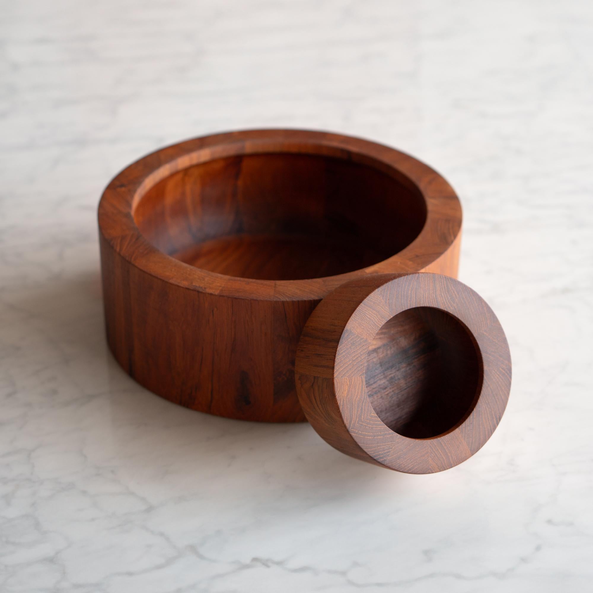Teak Salad Serving Bowls by Jens Quistgaard for Dansk, Pair In Good Condition For Sale In Stamford, CT