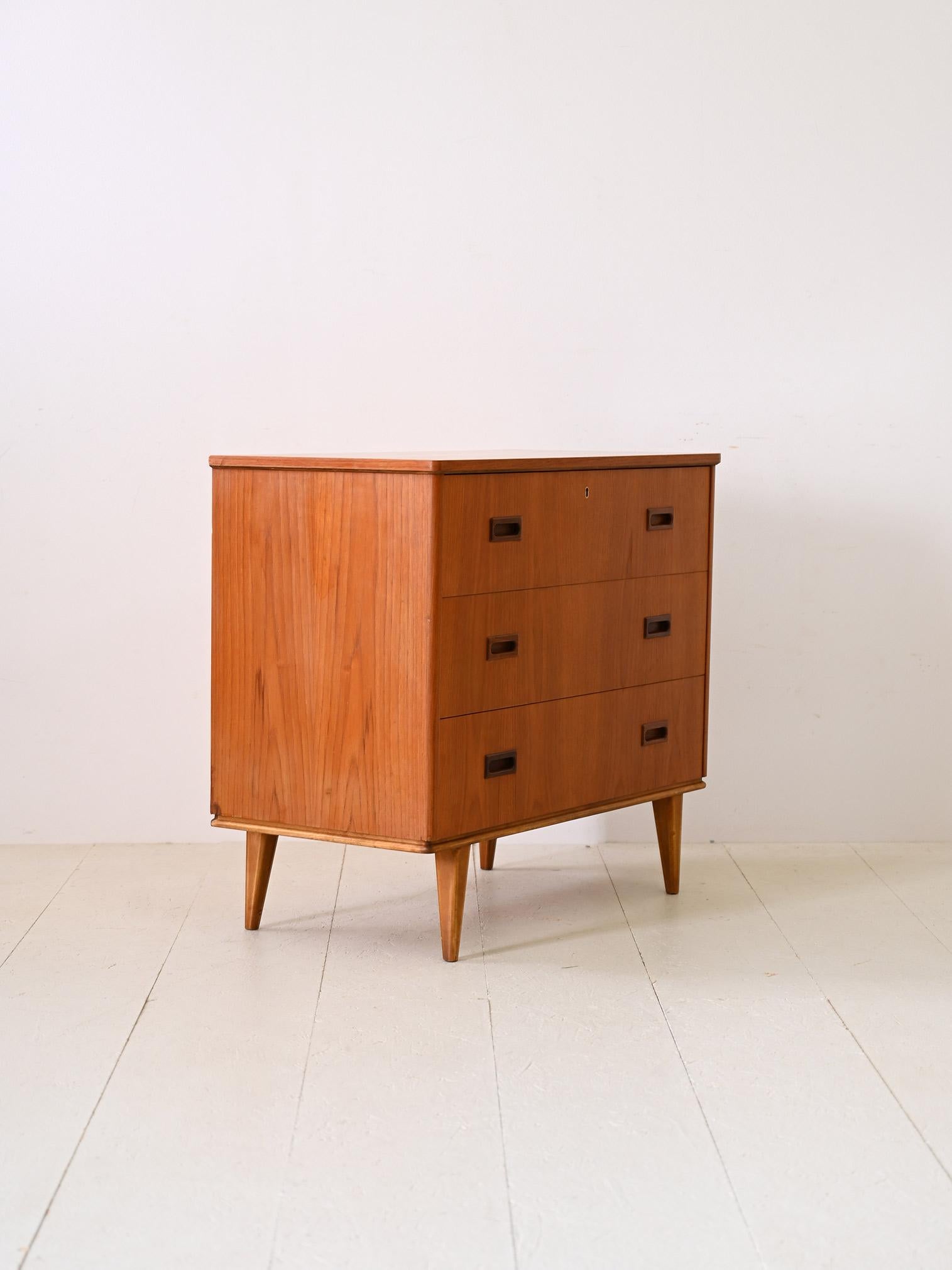 Scandinavian Modern Teak scandi chest of drawers with 3 drawers For Sale