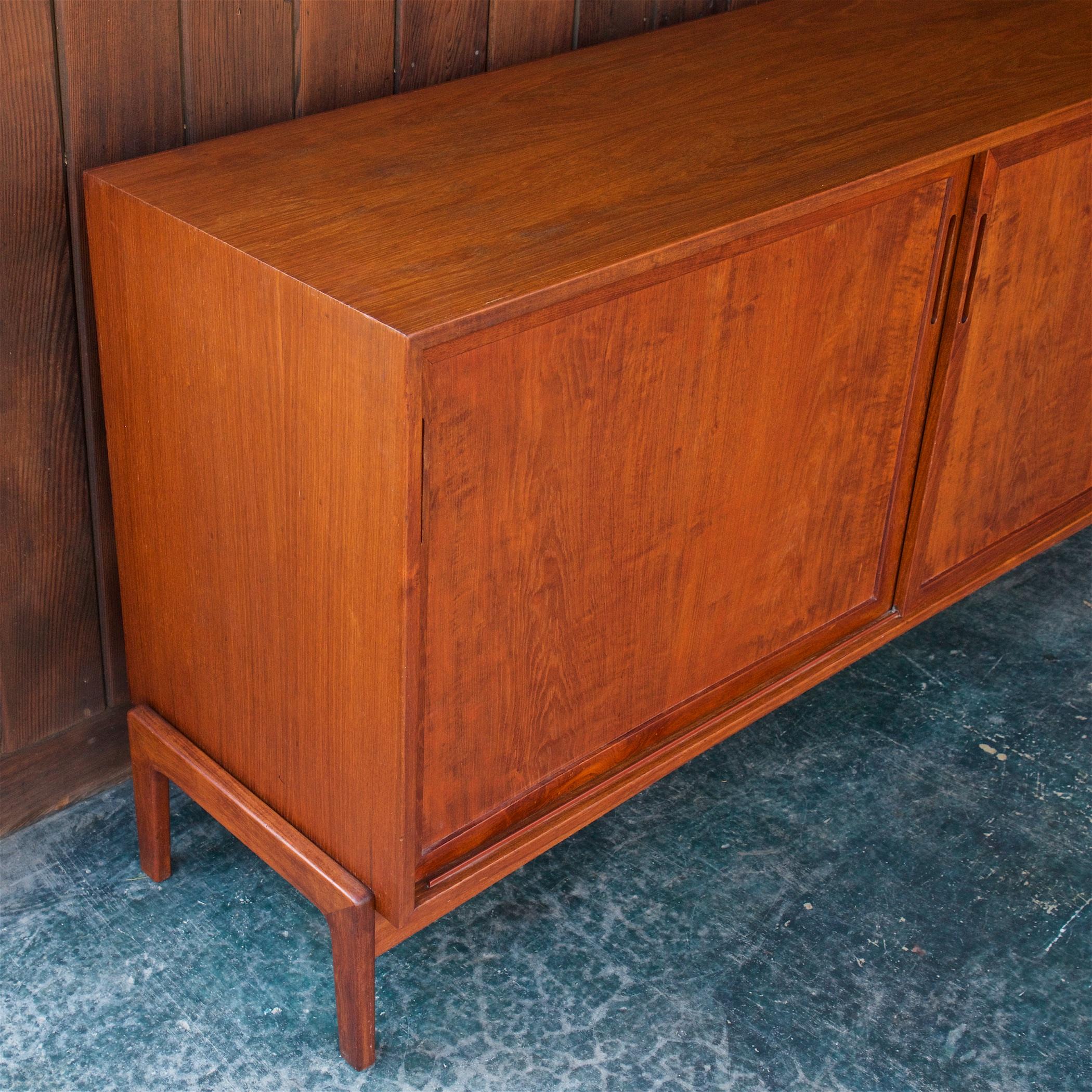 Mid-20th Century Teak Scandinavian Credenza Cabinet Cabin Modern Sparse Danish Farmhouse Rustic