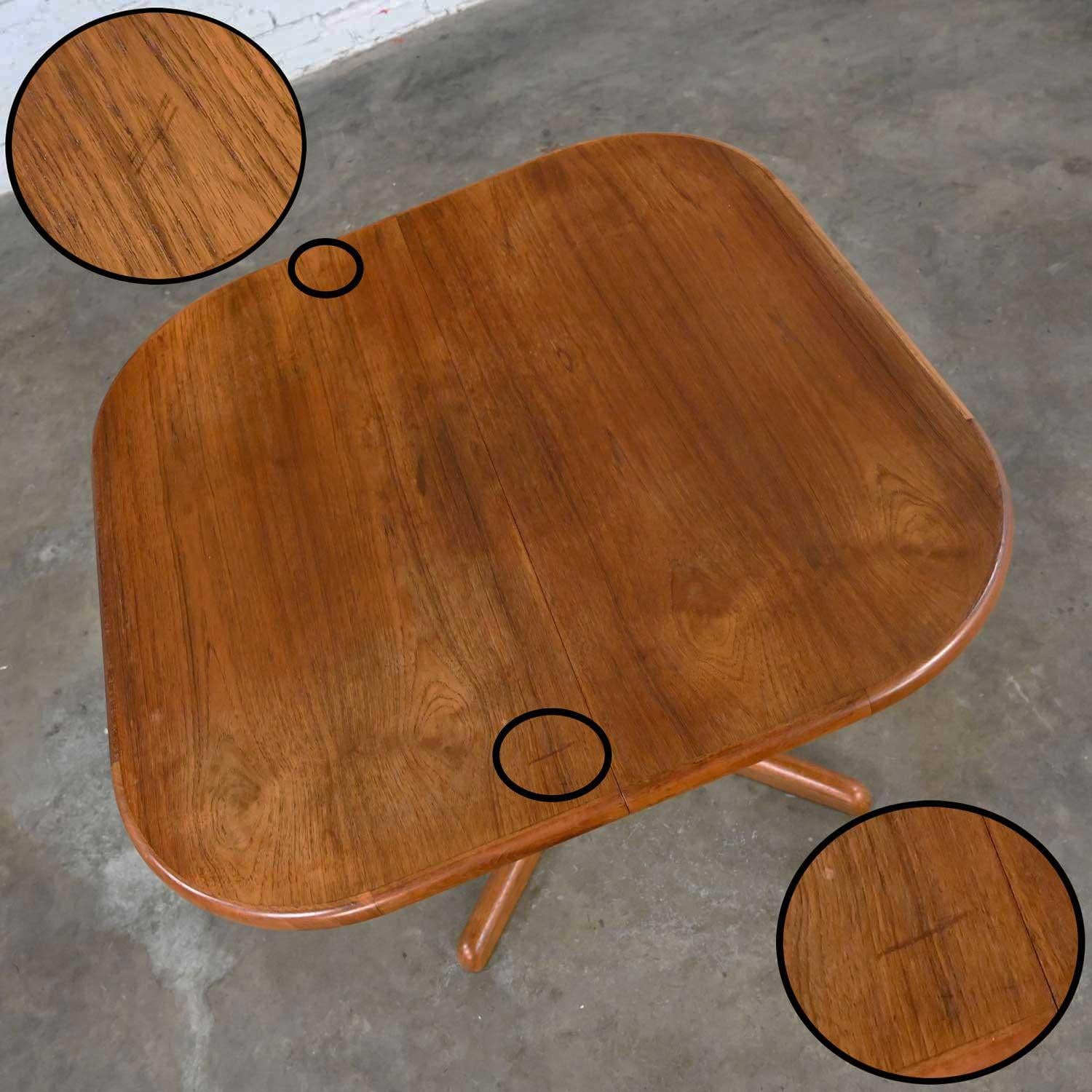 Teak Scandinavian Modern Expanding Dining Table 2 Leaves Style Niels Moller For Sale 10