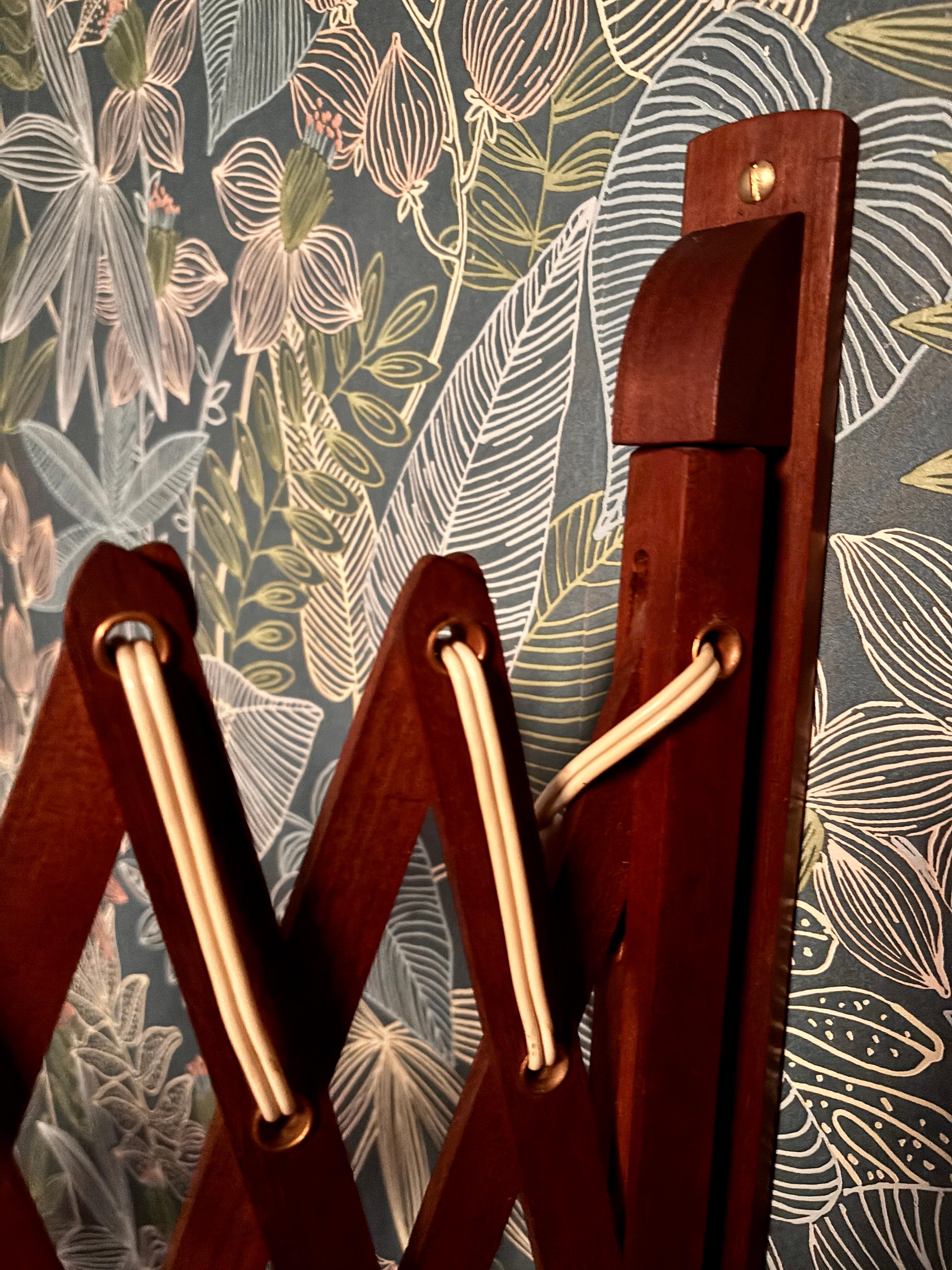 Teak scissor wall lamp by Ib Fabiensen for Fog and Morup For Sale 4