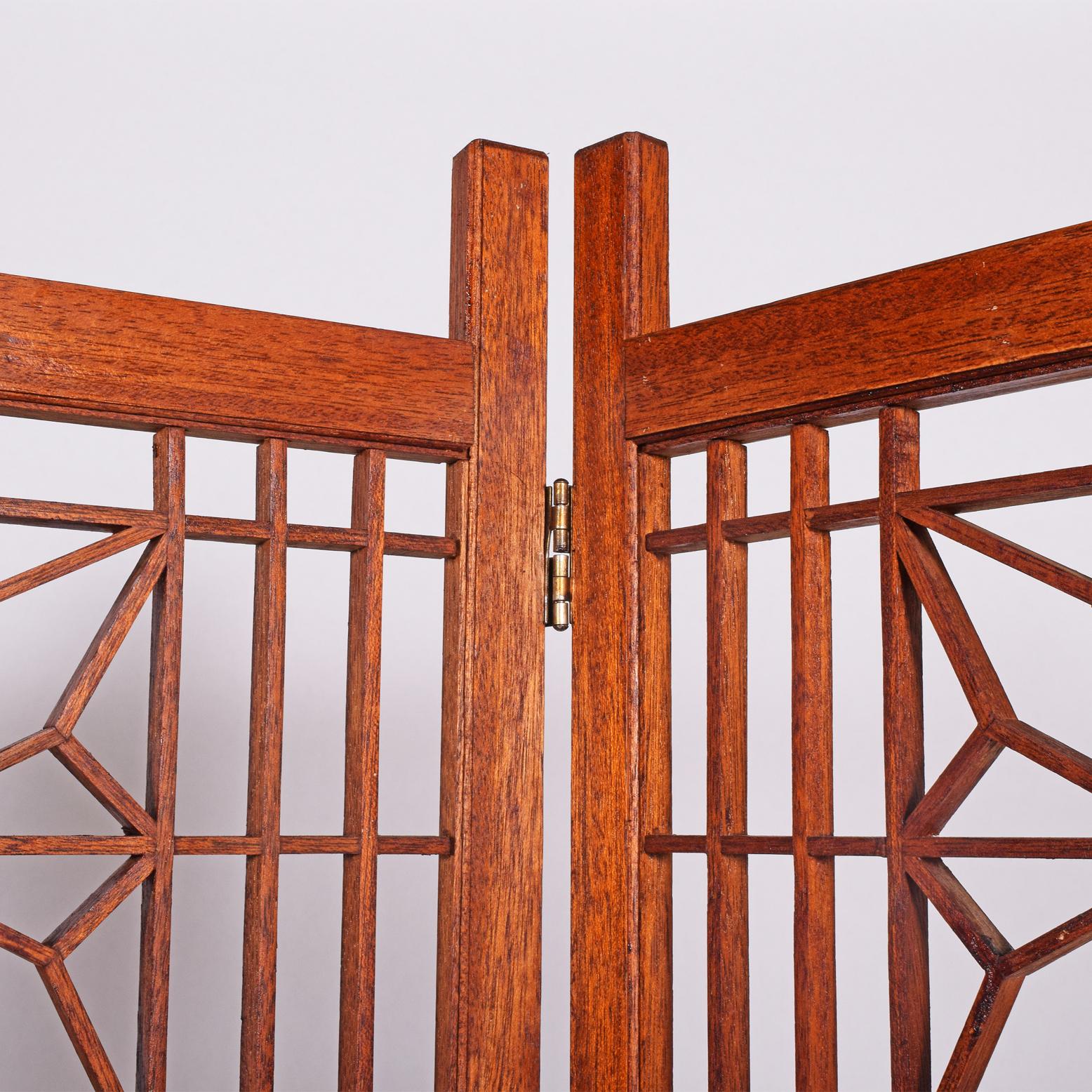 Teak Screen or Room Divider In Good Condition In Hudson, NY
