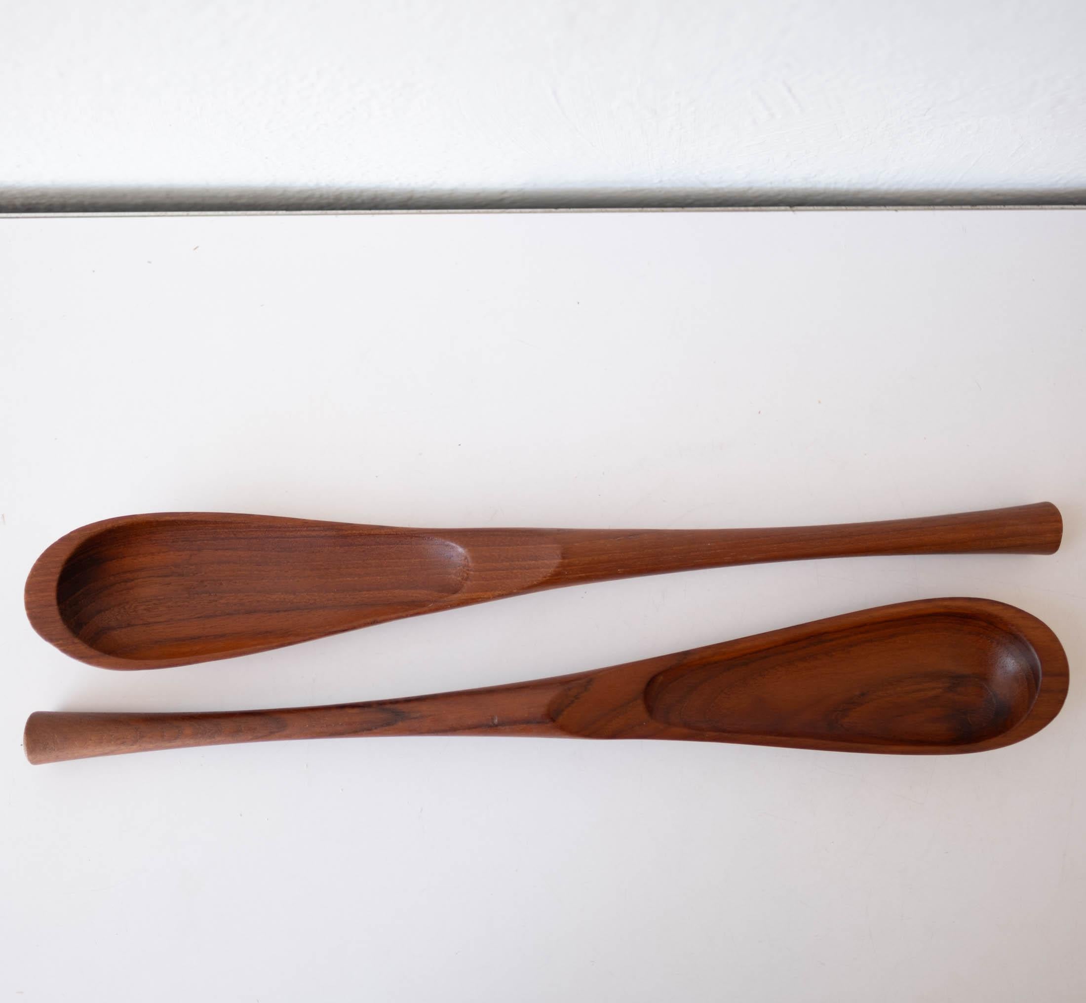 Teak Sculptural Canoe Bowl and Tongs by Jens Quistgaard for Dansk 2
