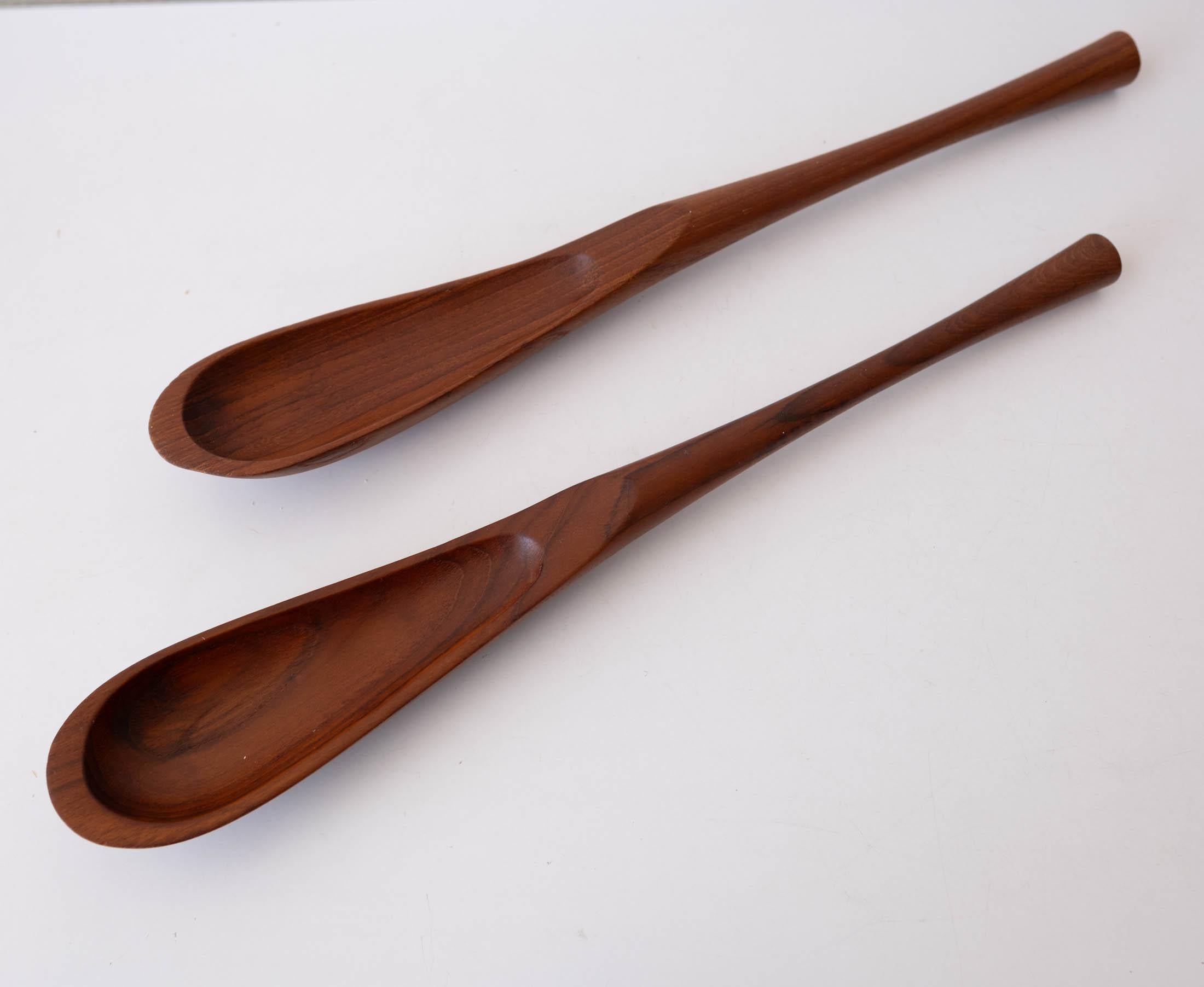 Teak Sculptural Canoe Bowl and Tongs by Jens Quistgaard for Dansk 3