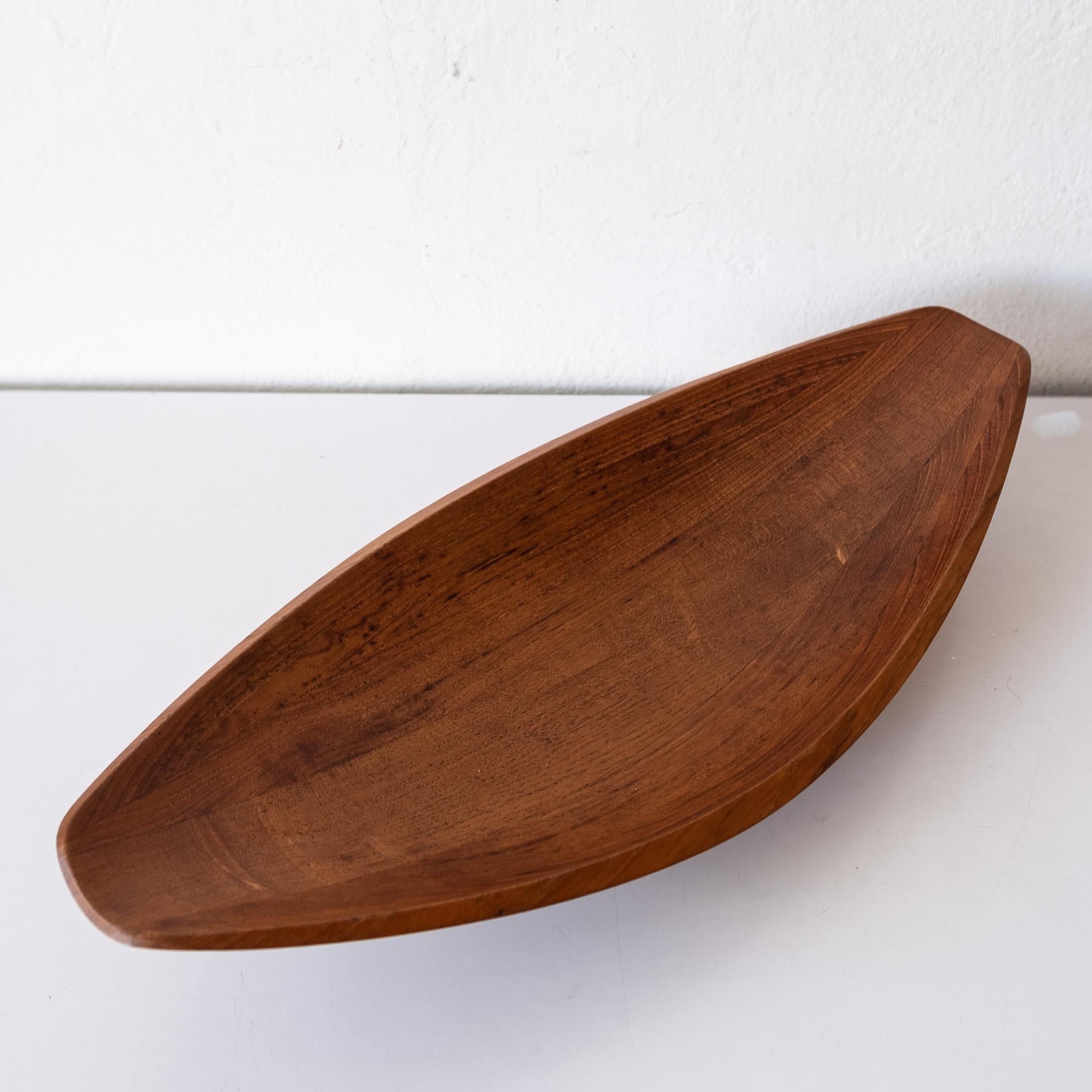 Teak Sculptural Canoe Bowl by Jens Quistgaard for Dansk In Good Condition In San Diego, CA