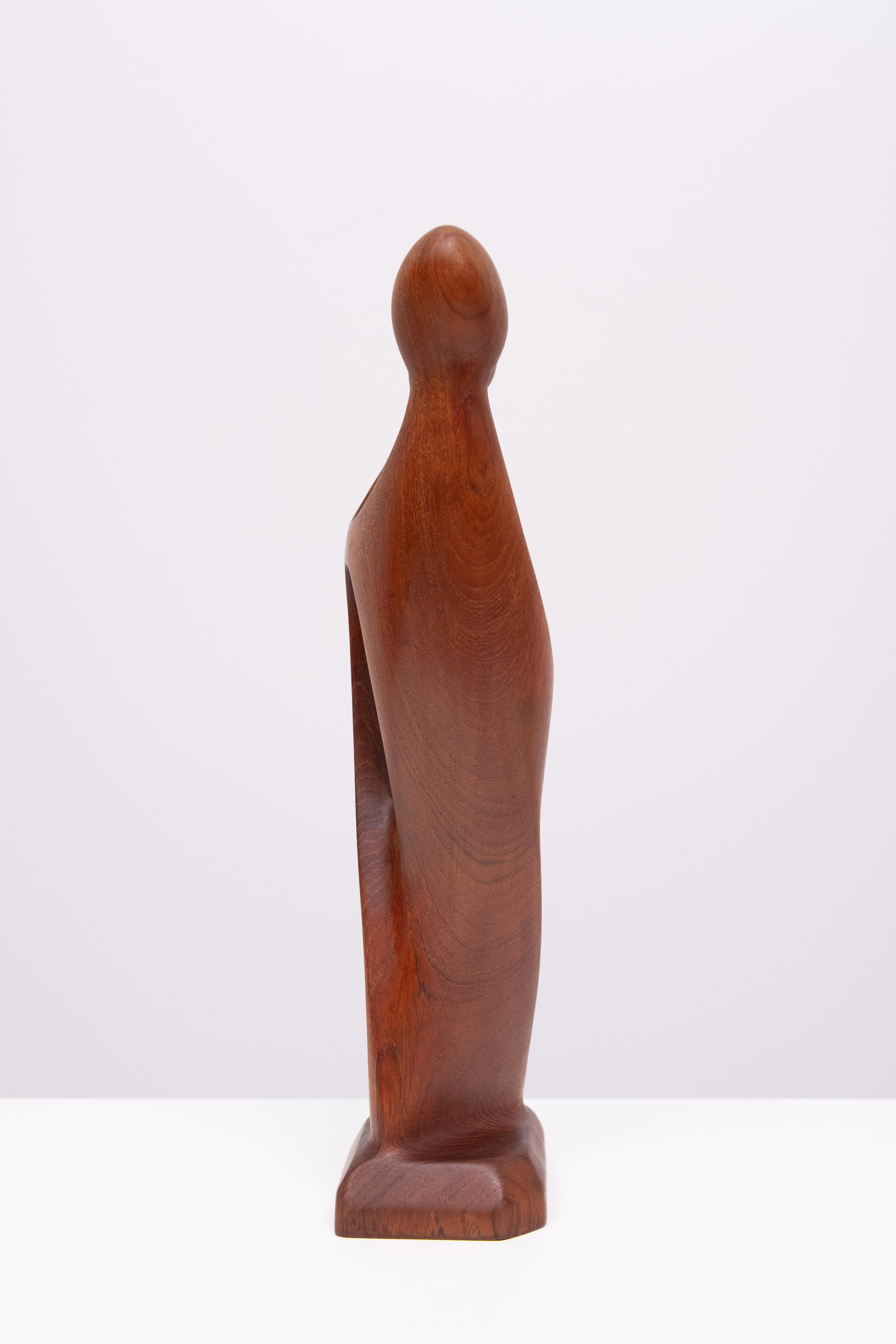 Milieu du XXe siècle Teck  Sculpture de A Simon Randers 1960s Danemark en vente