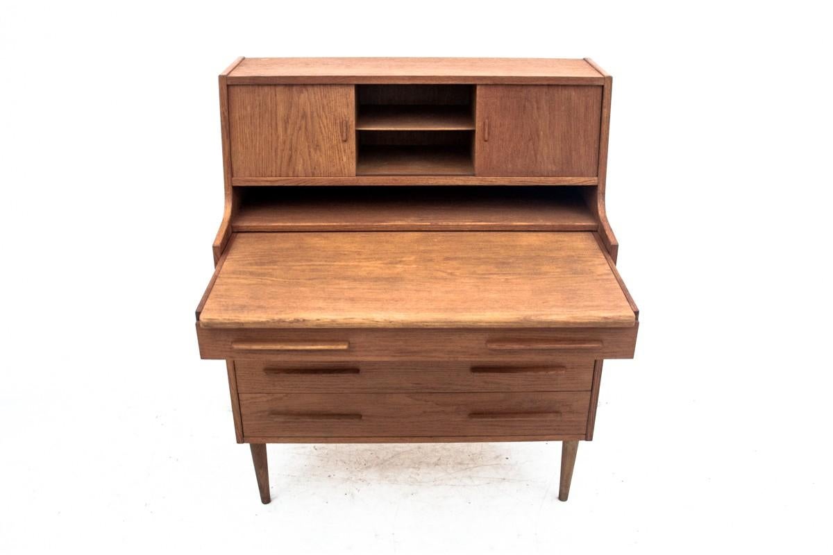 Teak Secretary Desk, Danish Design, 1960s, Renovated In Good Condition In Chorzów, PL
