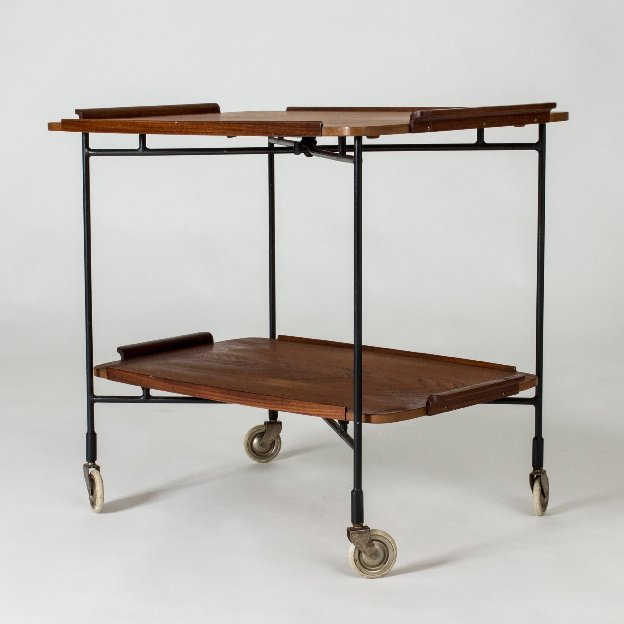 Scandinavian Modern Teak Serving Cart from Firma Glas & Trä, Sweden, 1950s For Sale