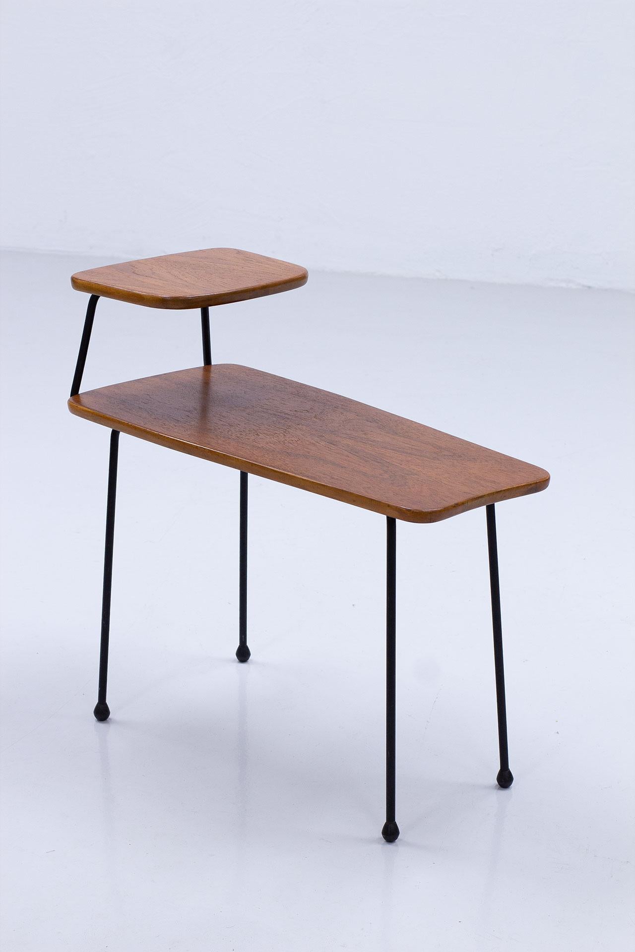 Scandinavian Modern Teak Side Table by Hugo Troeds, Sweden, 1950s For Sale