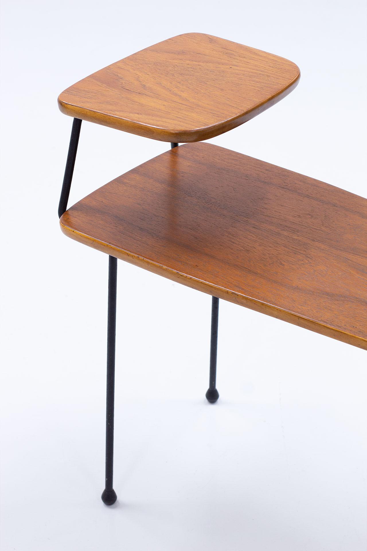 Teak Side Table by Hugo Troeds, Sweden, 1950s In Good Condition For Sale In Stockholm, SE
