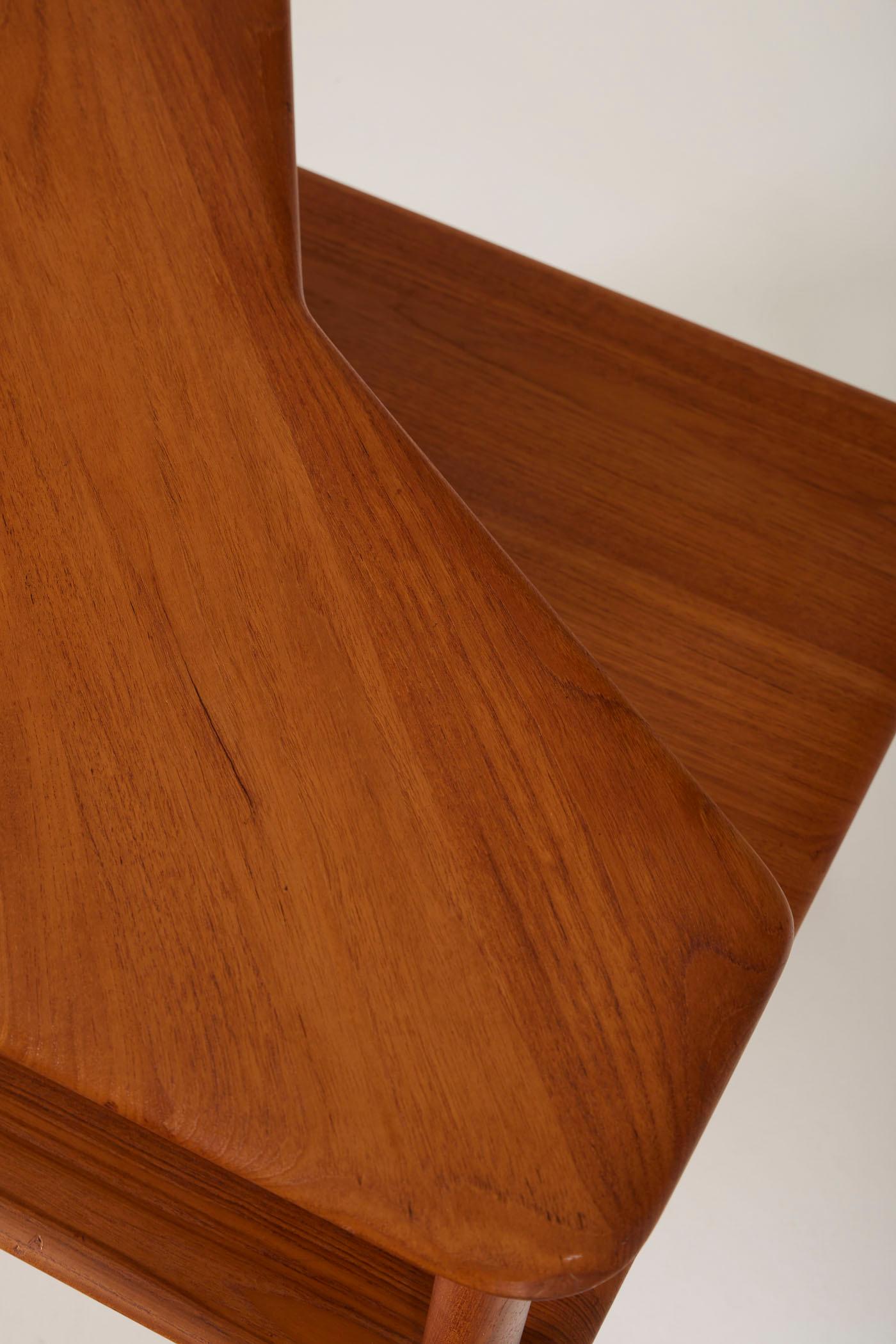 Teak side table by Peter Hvidt & Orla Molgaard-Nielsen For Sale 10