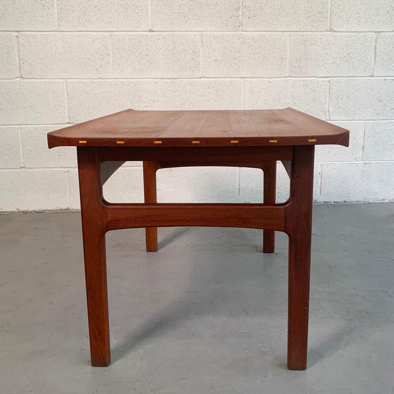 Teak Side Table by Tove & Edvard Kindt-Larsen for DUX In Good Condition For Sale In Brooklyn, NY