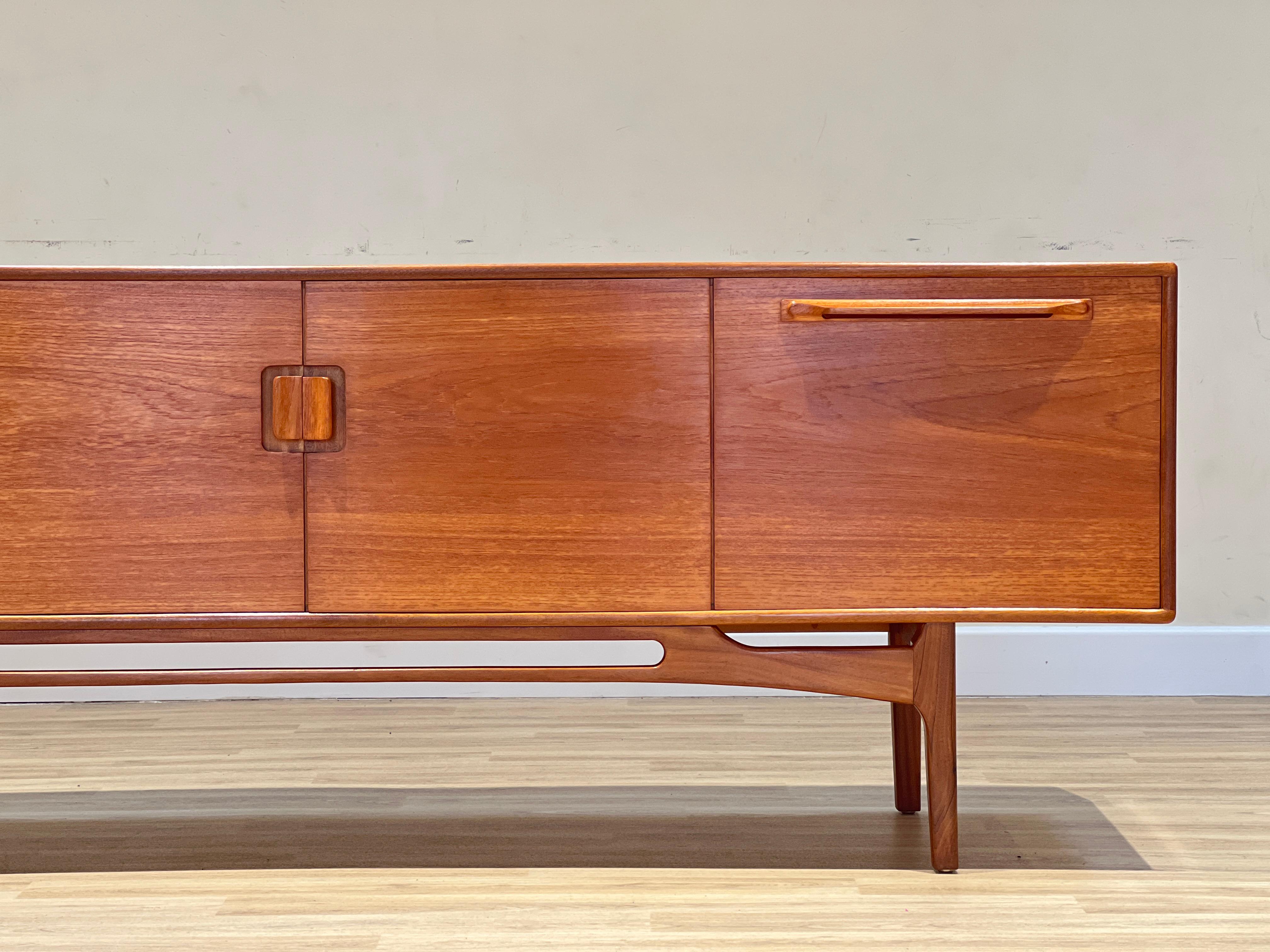 beithcraft sideboard