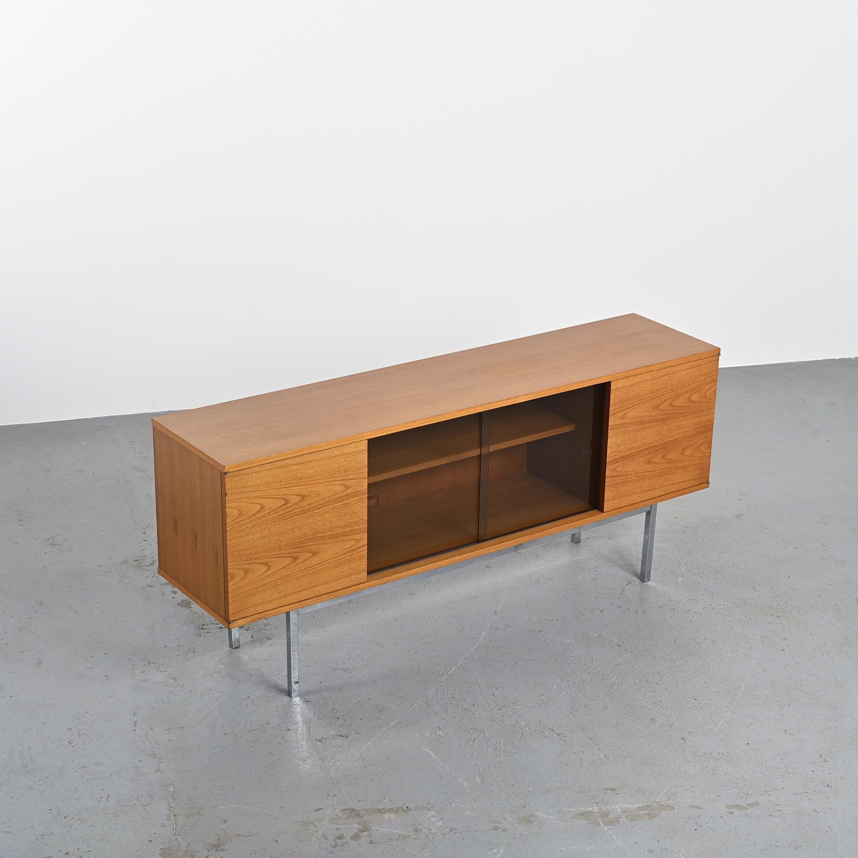 Teak sideboard by Tendo Mokko, Japan, circa 1960 For Sale 2