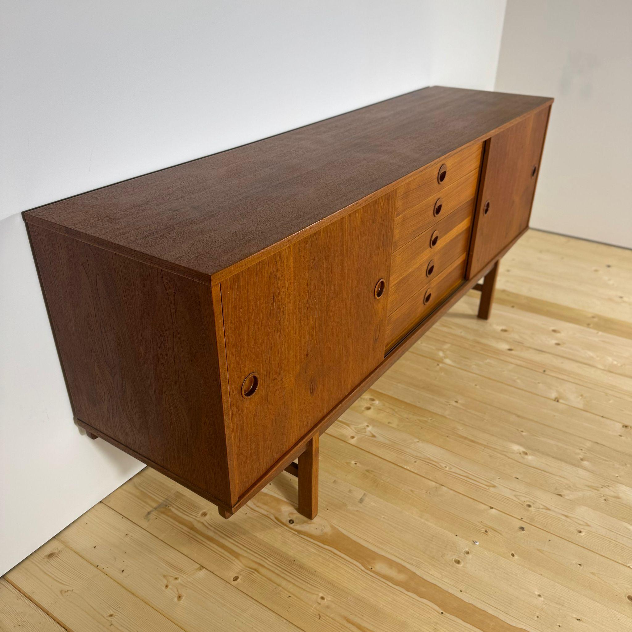 Mid-Century Modern Teak sideboard by Yngve Ekstrom for Dux For Sale
