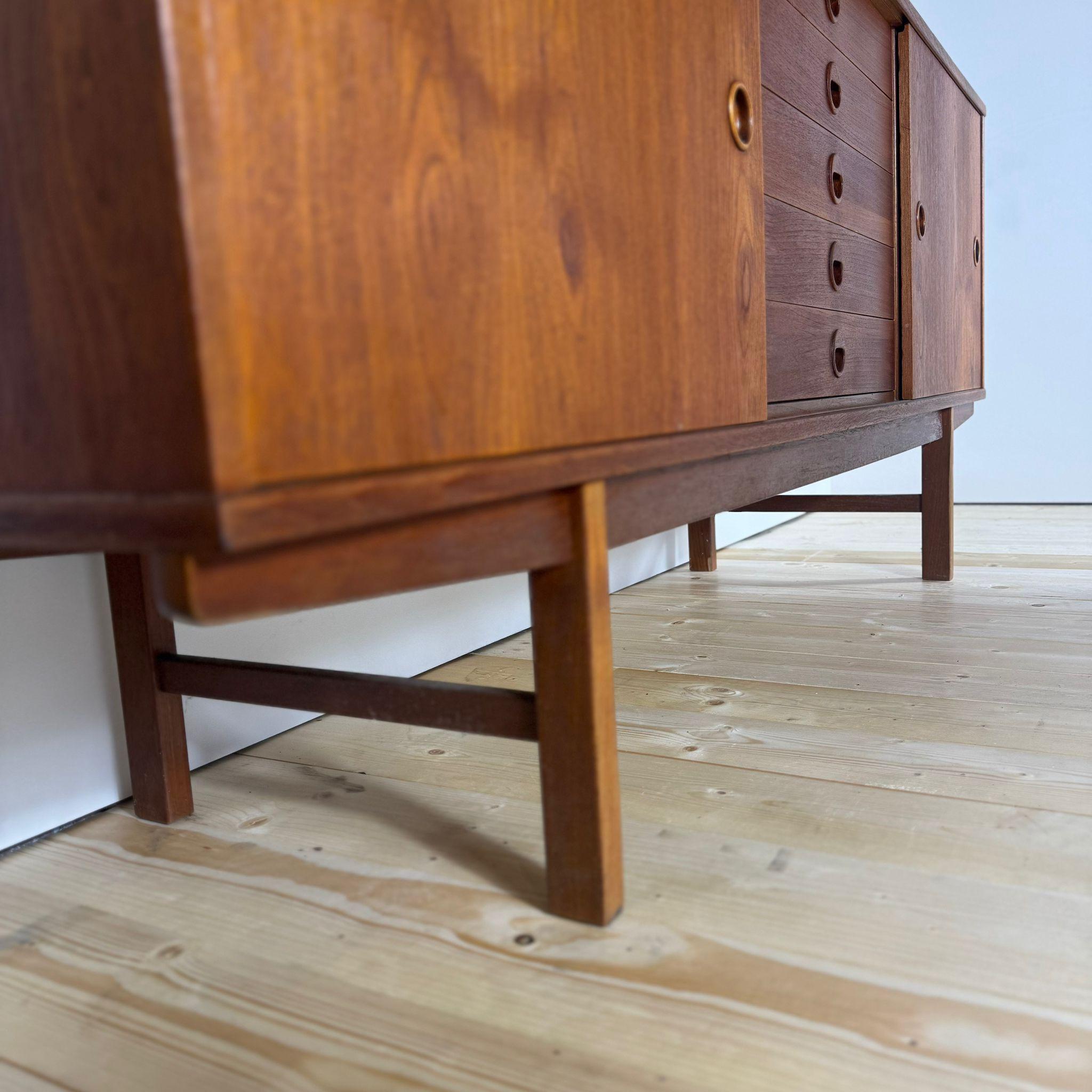Veneer Teak sideboard by Yngve Ekstrom for Dux For Sale