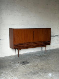 Buffet en teck « Johannes Andersen » à portes coulissantes, vintage danois
