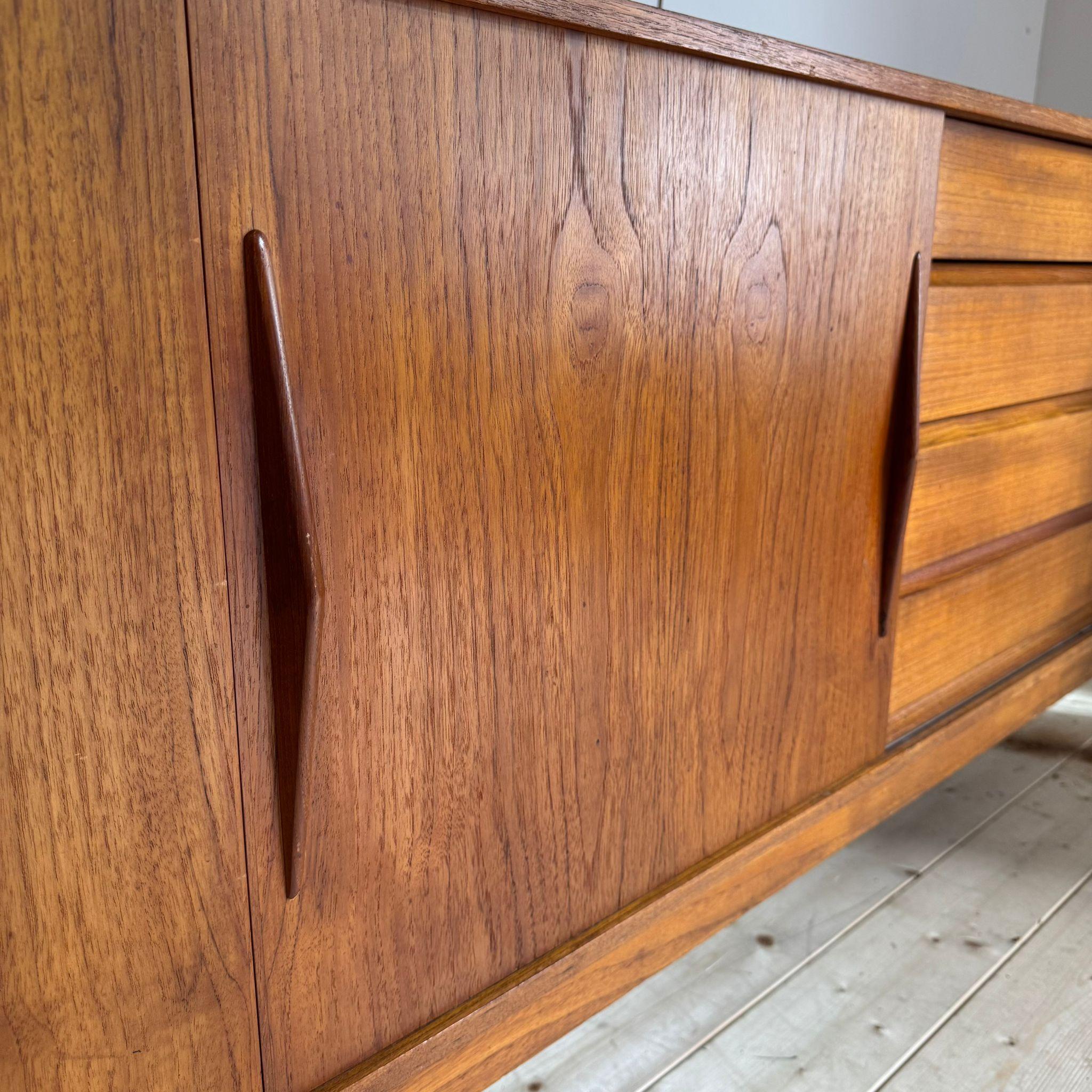 Danish Teak sideboard, Denmark 1960 For Sale