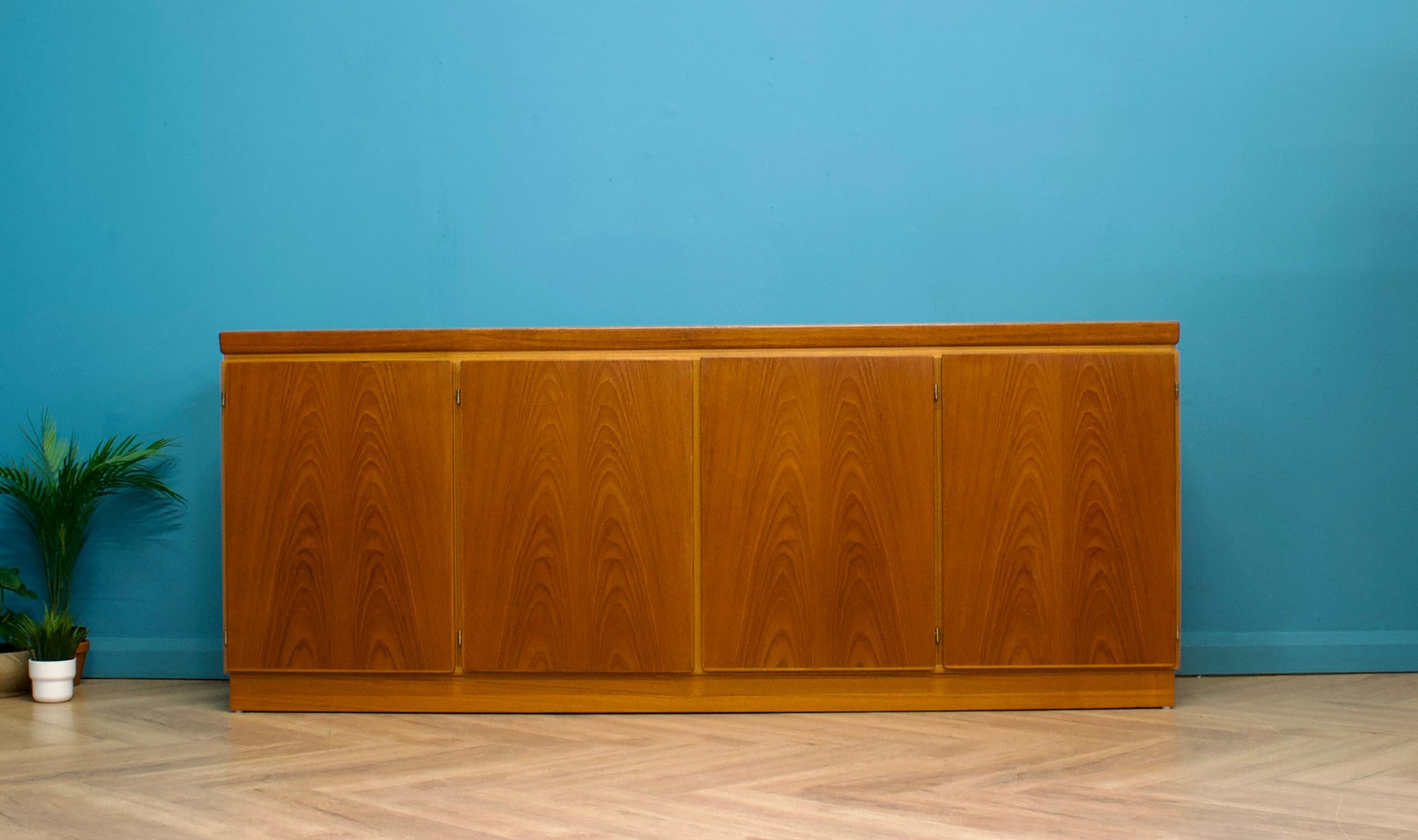 Mid-Century Modern Teak Sideboard from Skovby, 1970s