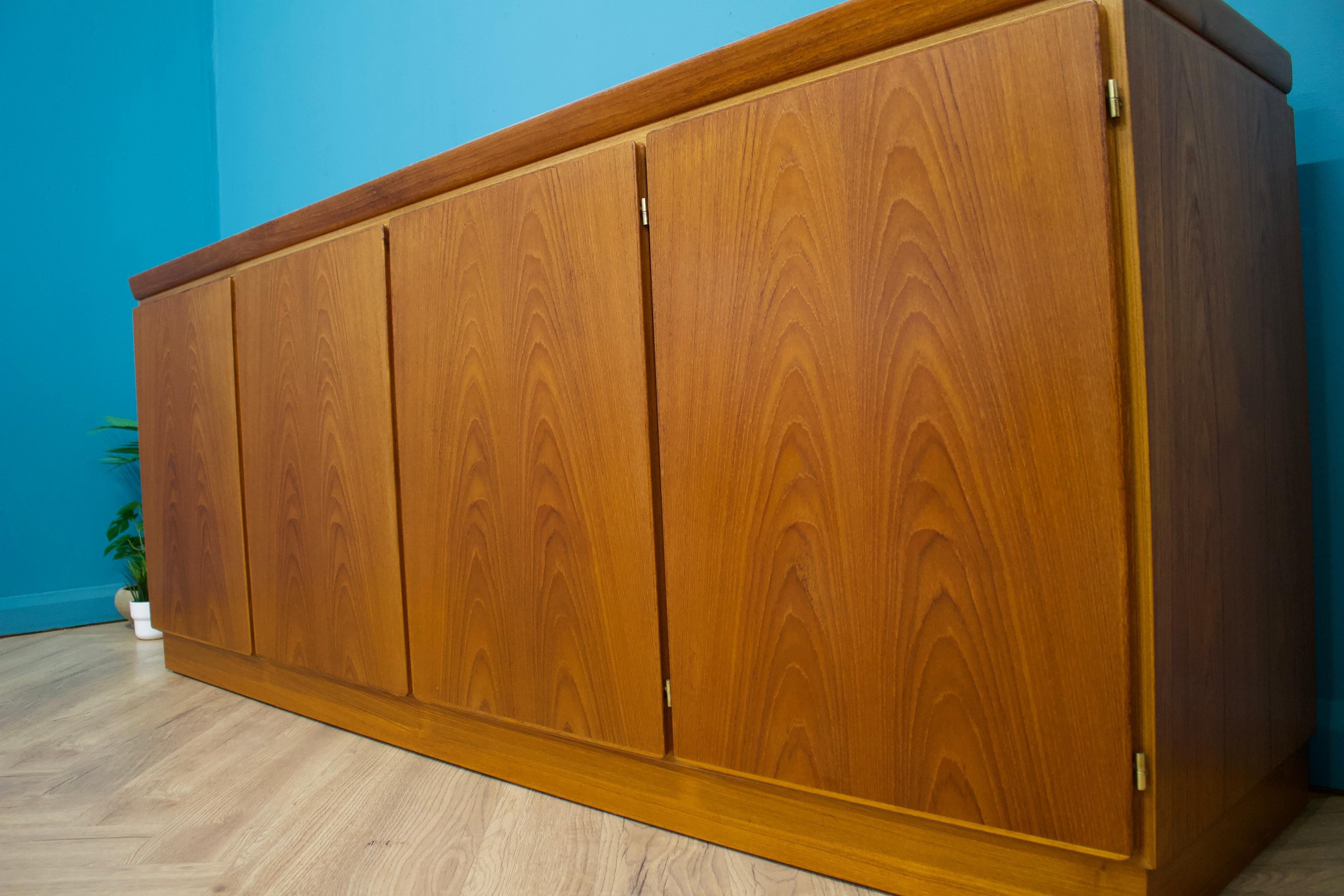 Veneer Teak Sideboard from Skovby, 1970s