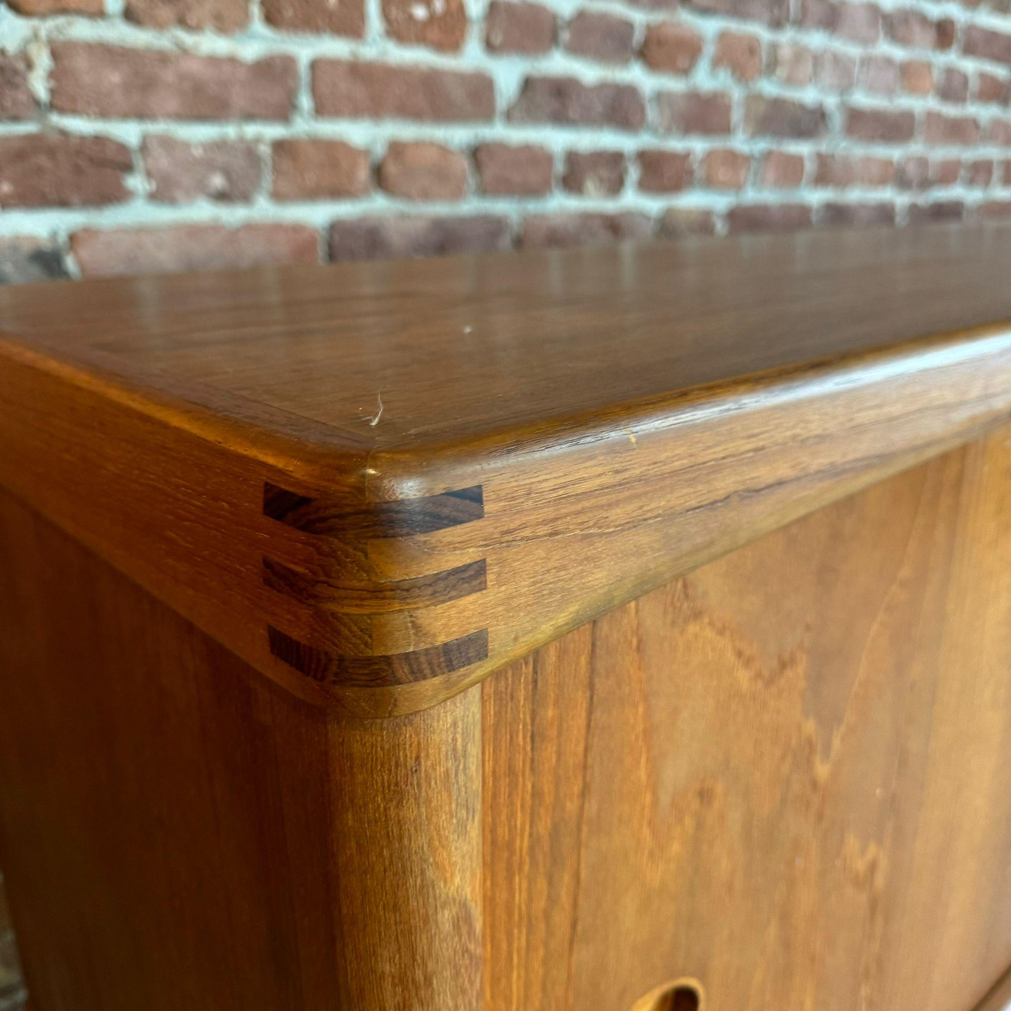 Teak Sideboard H. W. Klein for Bramin, Denmark 1960s In Good Condition In Torino, IT