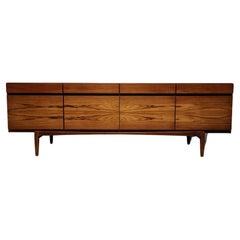 Sideboard aus Teakholz, Modell FA-66 von Ib Kofod Larsen 