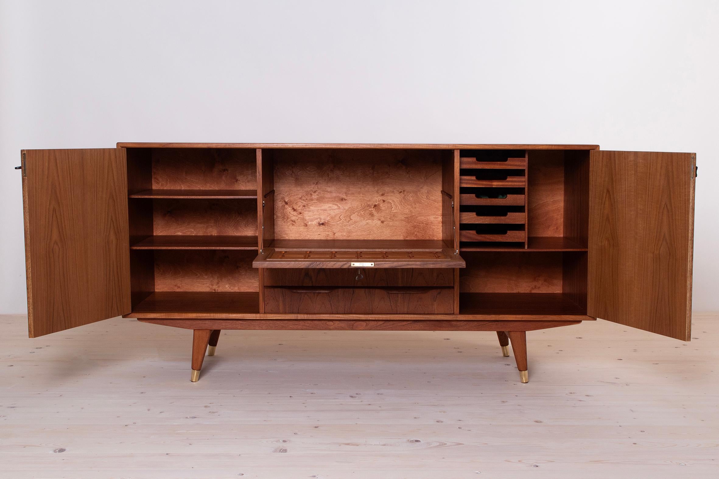 Teak Sideboard or Bar Cabinet, Mid Century Modern, Norway, 1960s In Good Condition In Wrocław, Poland