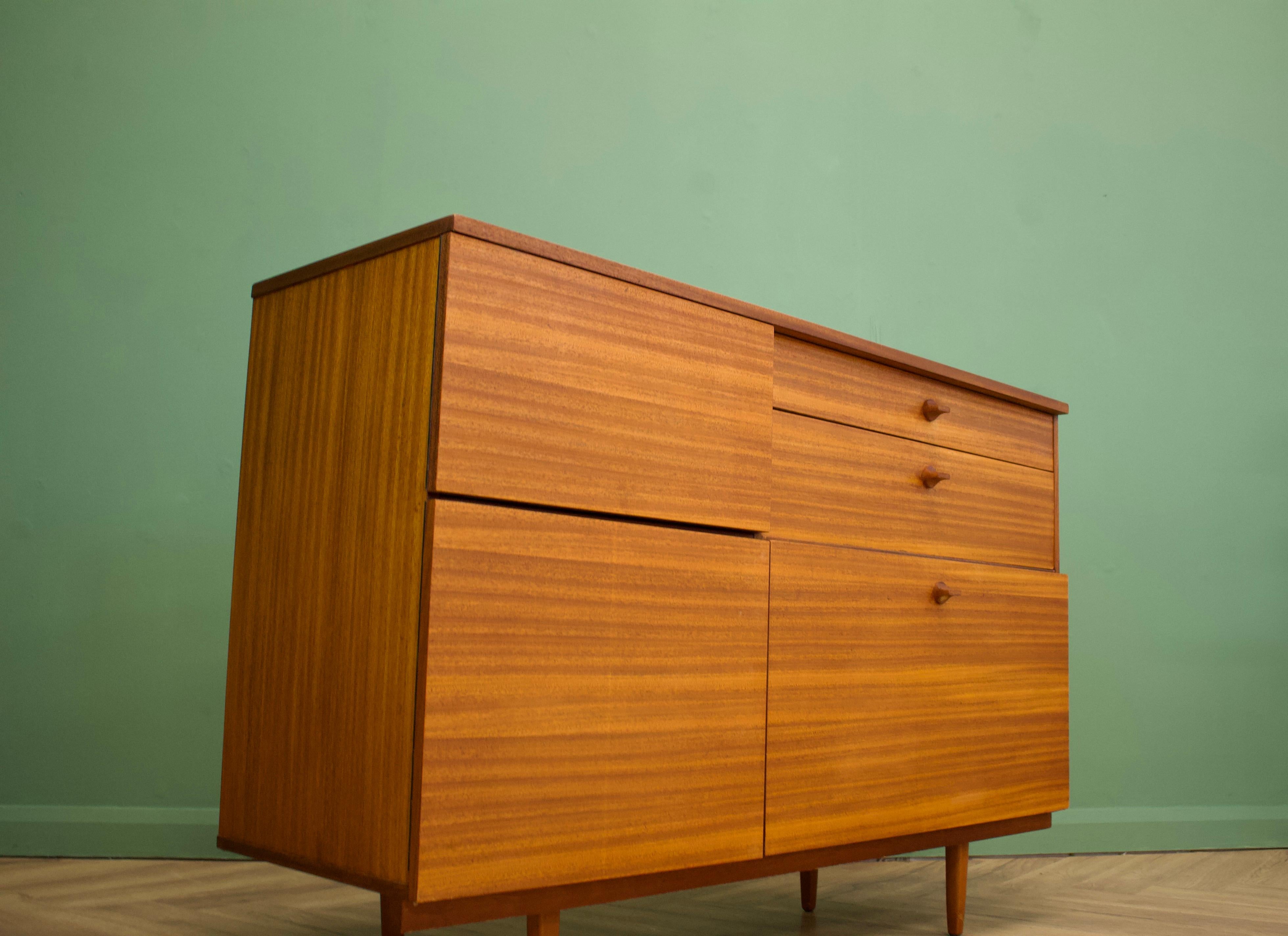 Mid-Century Modern Teak Sideboard or Drinks Cabinet from Avalon, 1960s