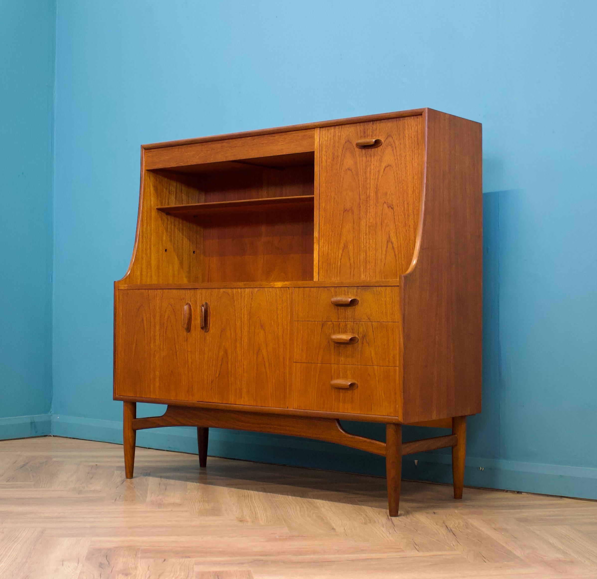 British Teak Sideboard or Highboard from G-Plan, 1960s For Sale