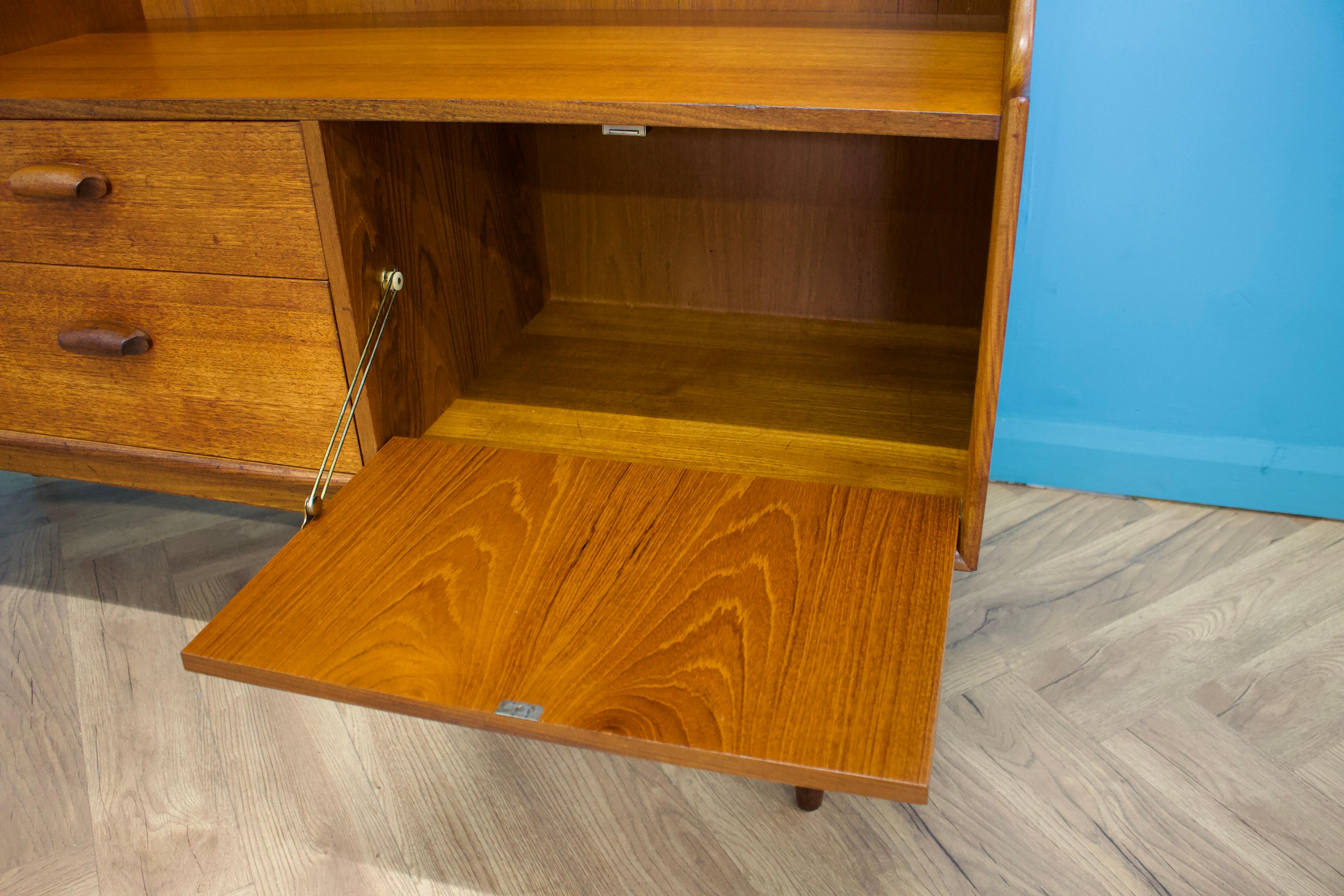 Teak Sideboard or Highboard from G-Plan, 1960s For Sale 1