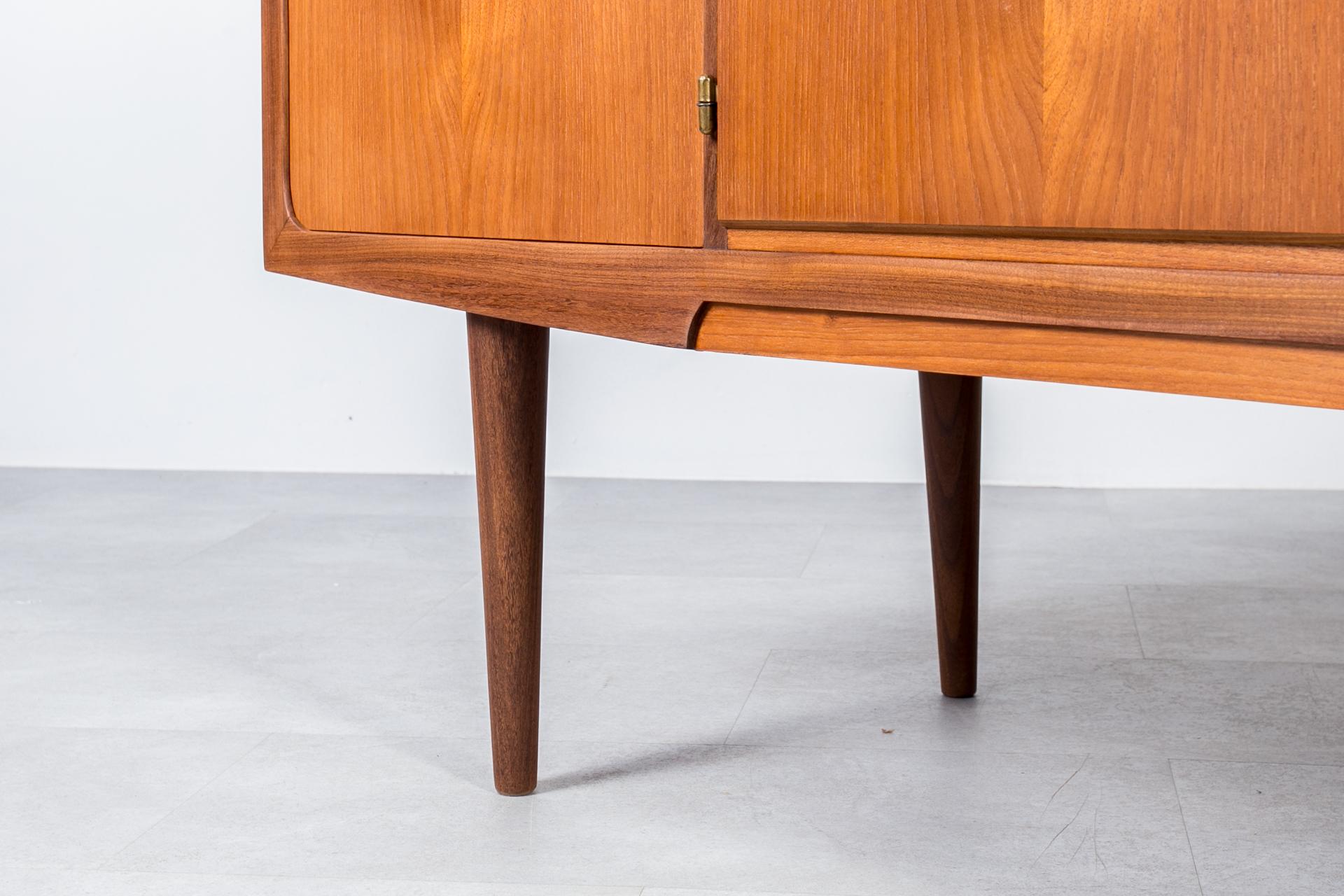 Teak Sideboard, Timeless Scandinavian & Mid Century Modern Design, Restored For Sale 7