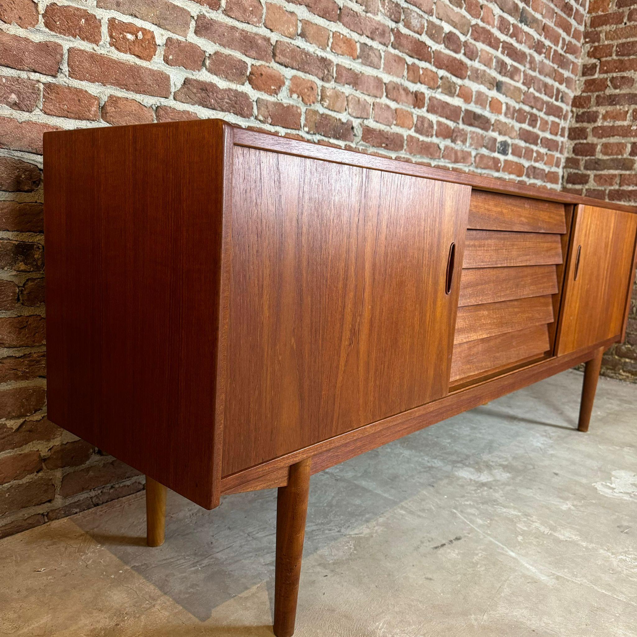 Teak sideboard 