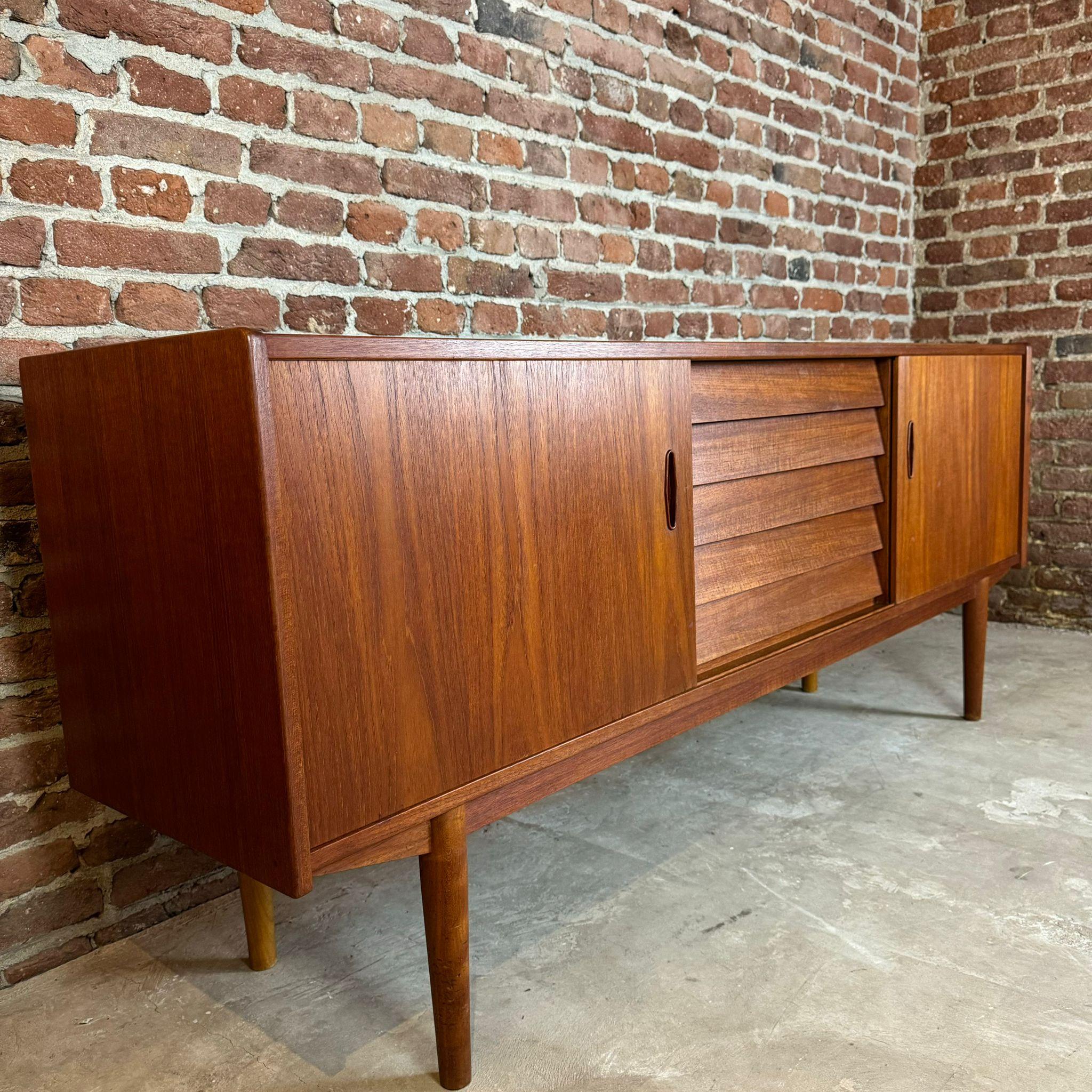 Mid-20th Century Teak sideboard 