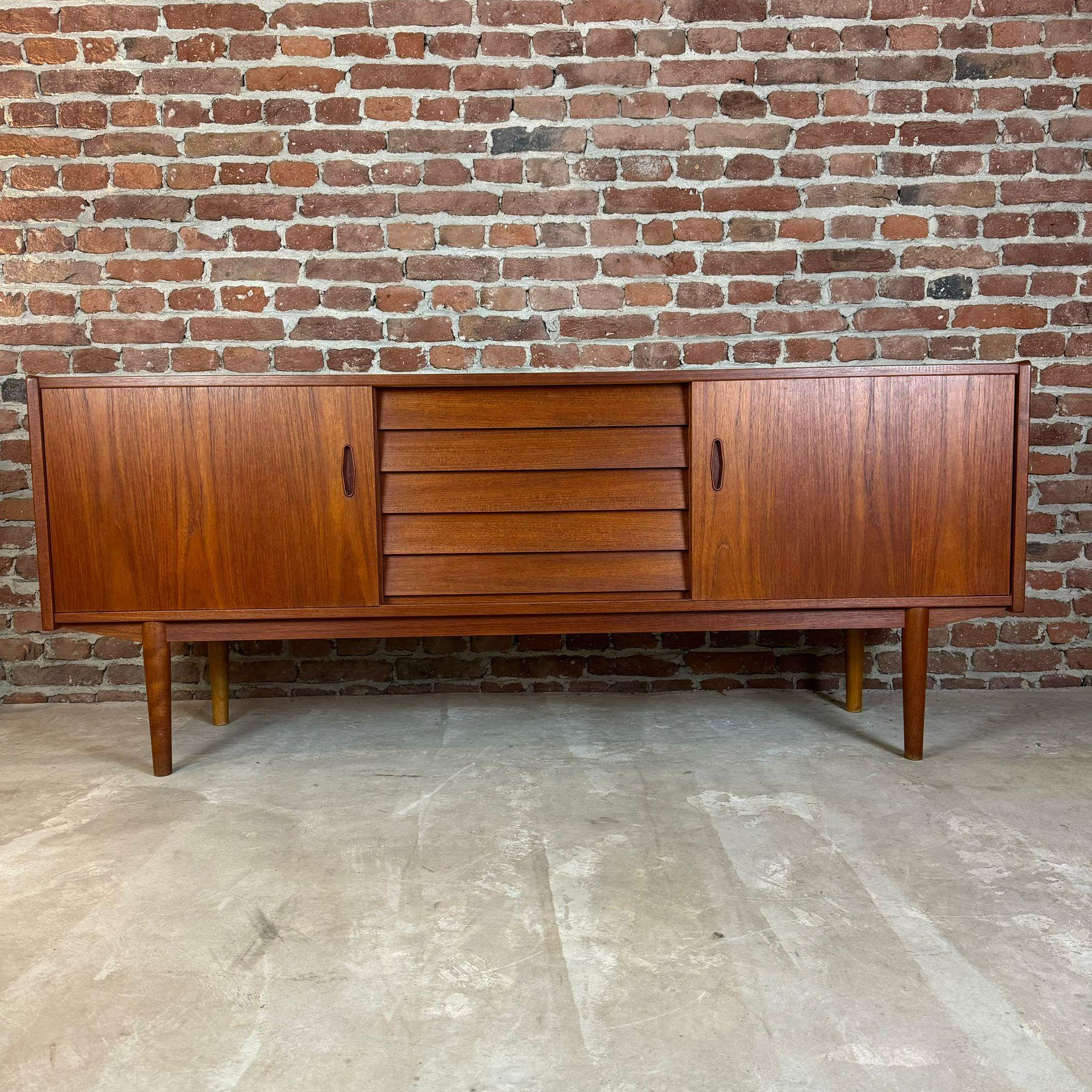 Teak sideboard 