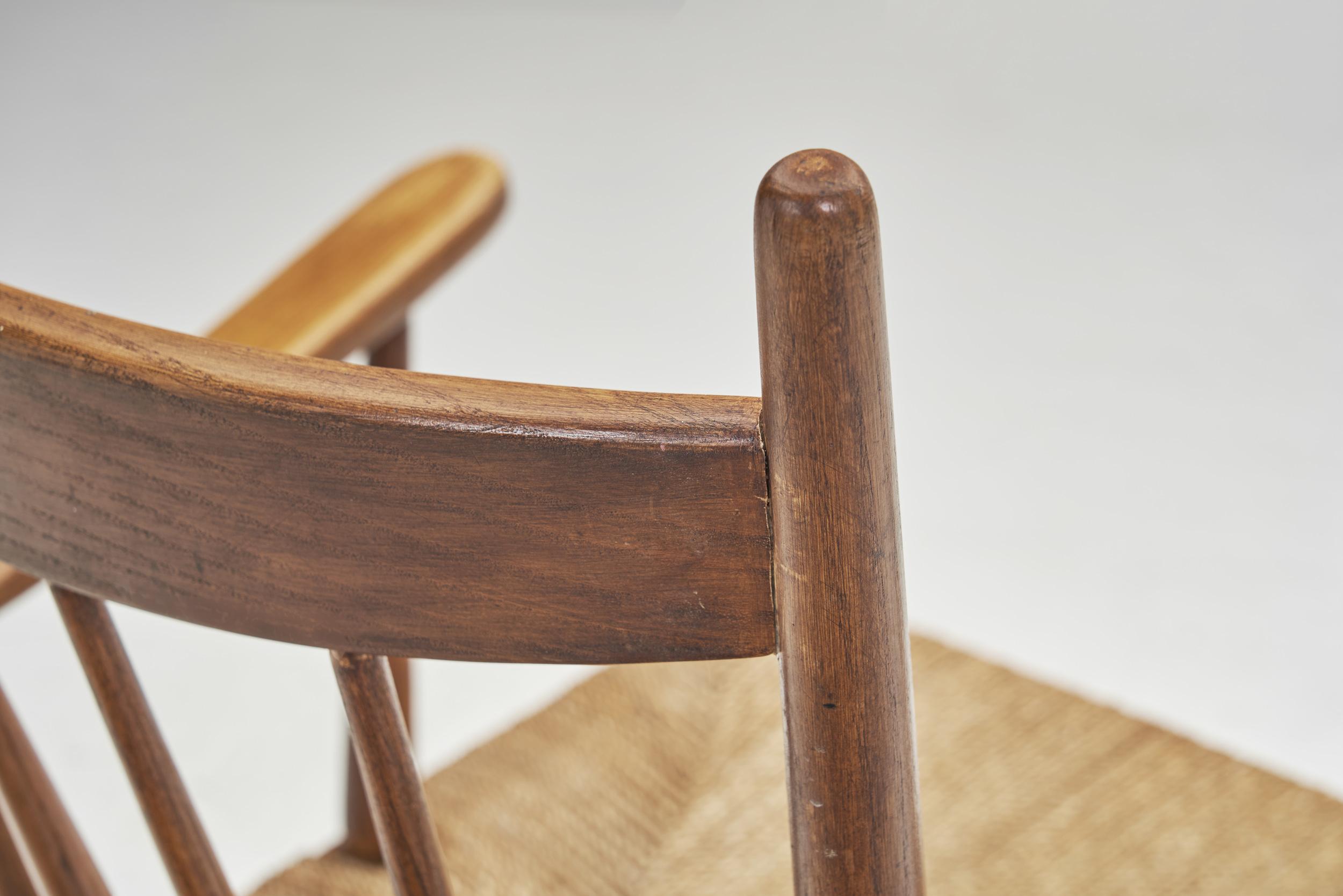 Teak Slatback Chair with Woven Danish Cord Seat, Denmark ca 1960s For Sale 2