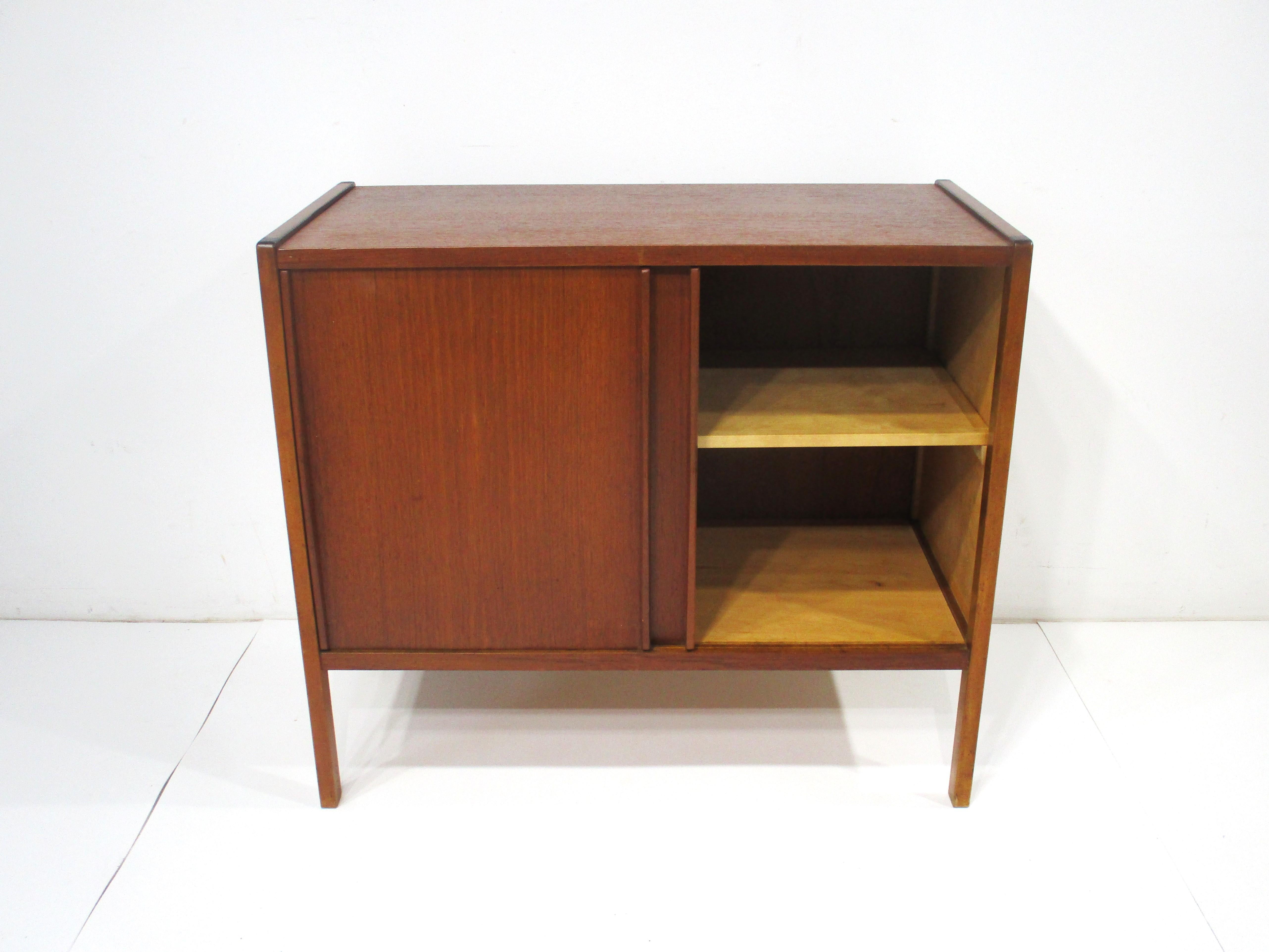 Teak Small Cabinet / Credenza by Bertil Fridhagen for Bodafors Sweden  In Good Condition For Sale In Cincinnati, OH