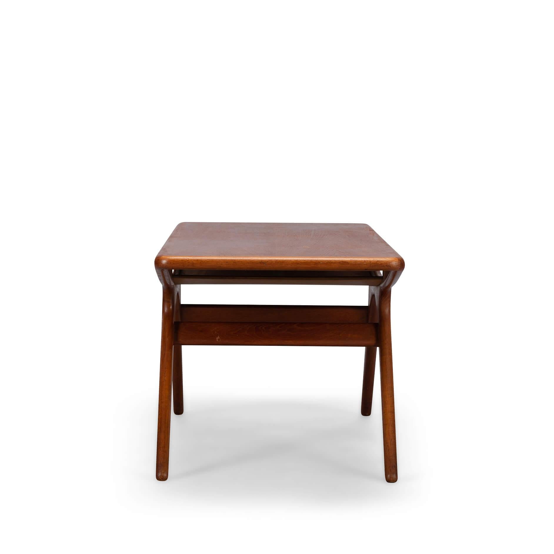 Teak 'Smile' Table by Johannes Andersen for CFC Silkeborg, 1950s For Sale 2