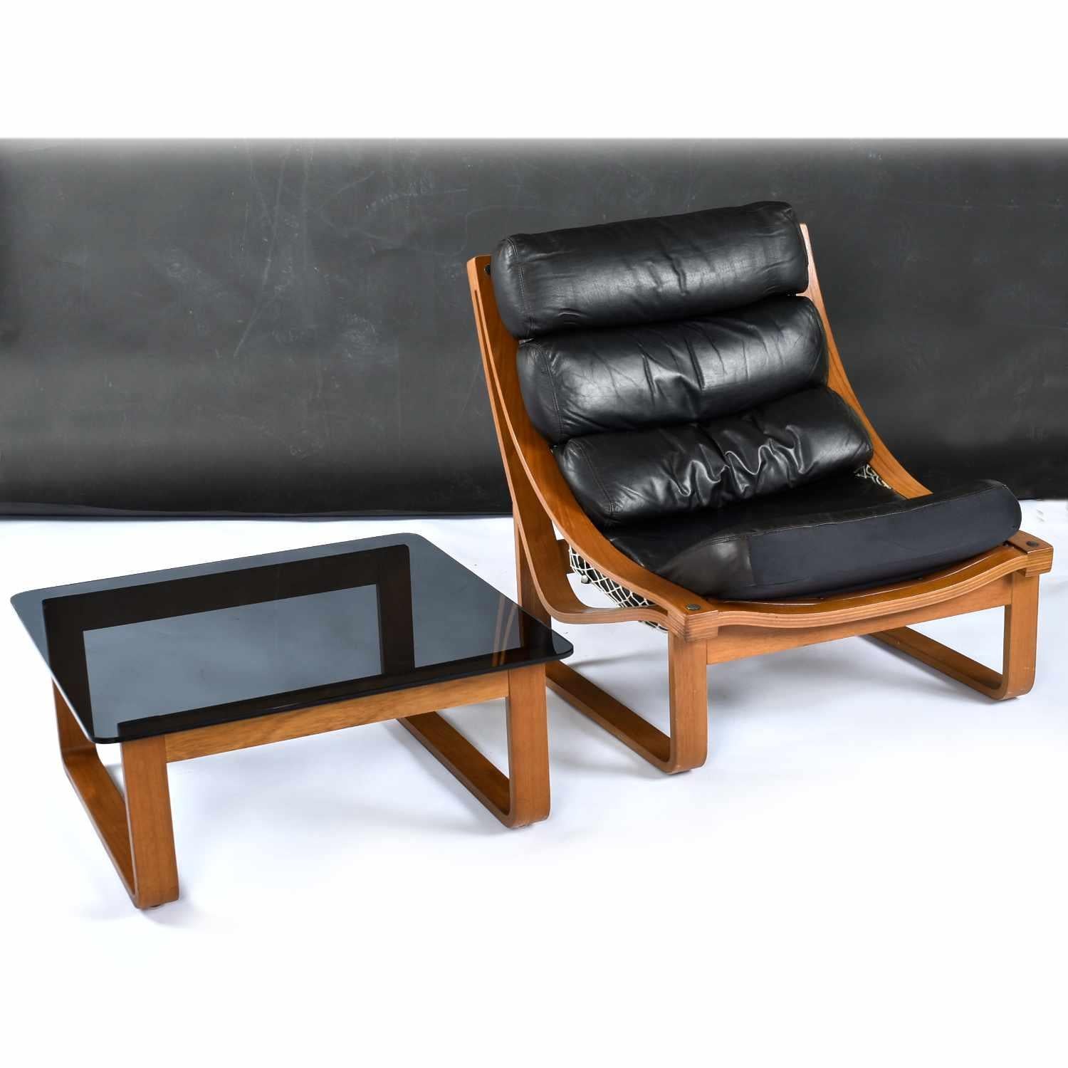 Beistelltisch aus Teakholz und Rauchglas, Fred Lowen für Tessa, 1970er Jahre (Ende des 20. Jahrhunderts) im Angebot