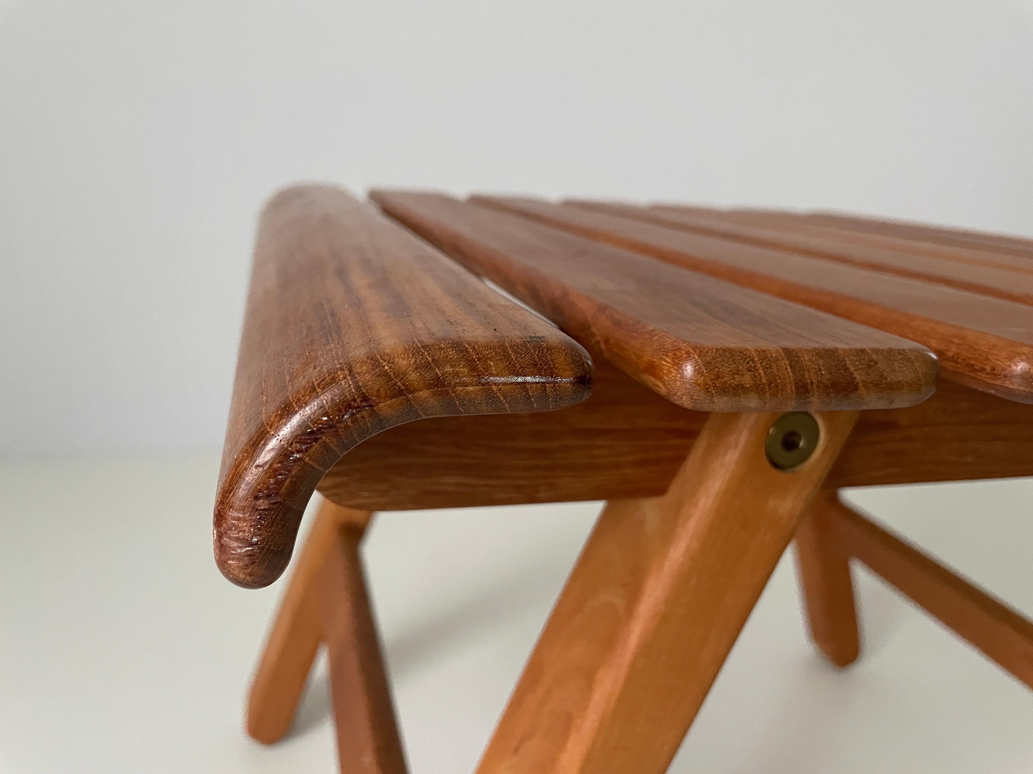 Table basse ou table d'appoint carrée en teck, Allemagne, années 1970 en vente 4