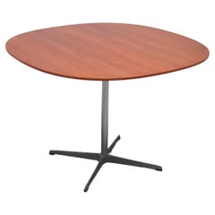Table « Super-Circular » de Piet Hein & Bruno Mathsson pour Fritz Hansen, 1968