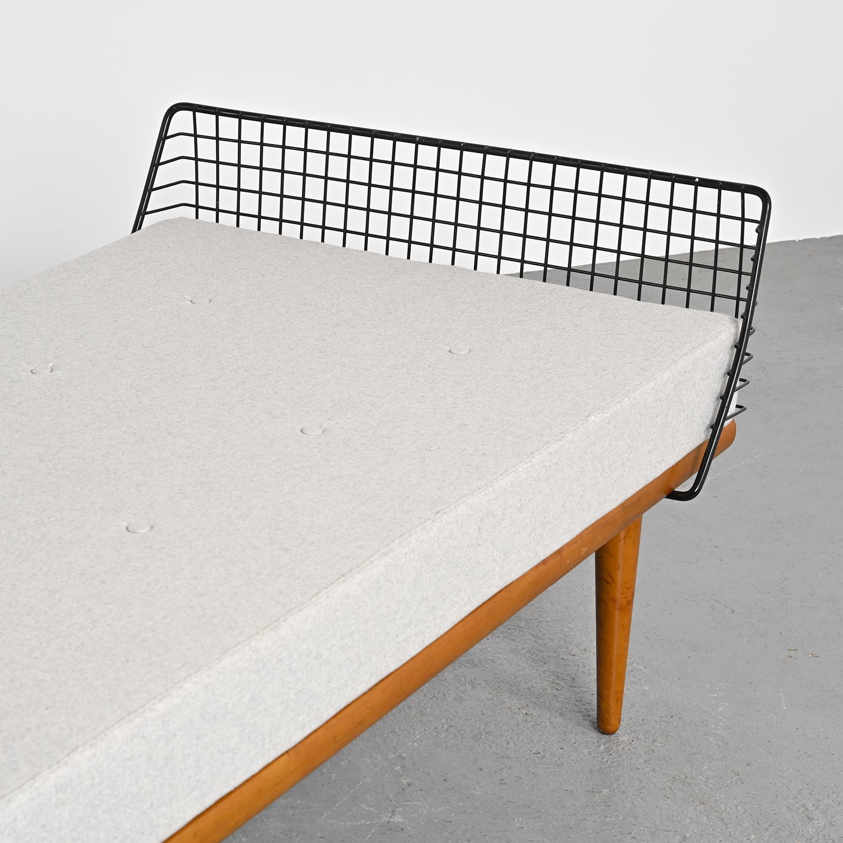 Metal  Teak Swedish Daybed by Triva Sweden, circa 1960  For Sale