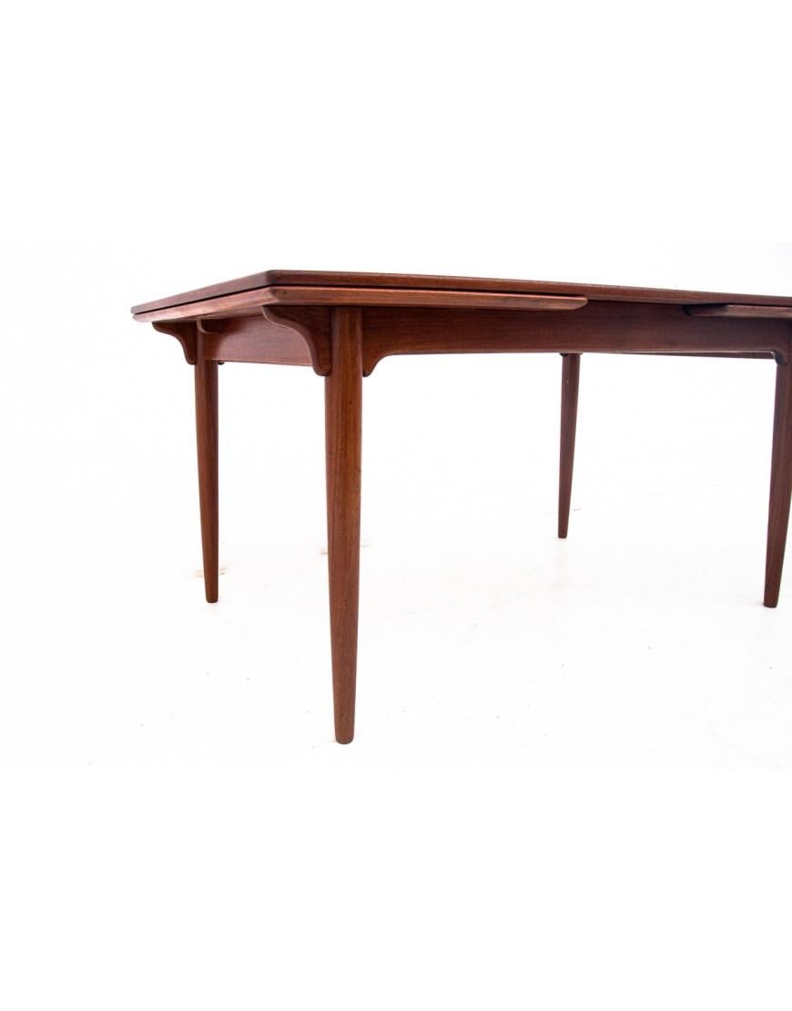 Milieu du XXe siècle Teak table, Denmark, 1960s en vente
