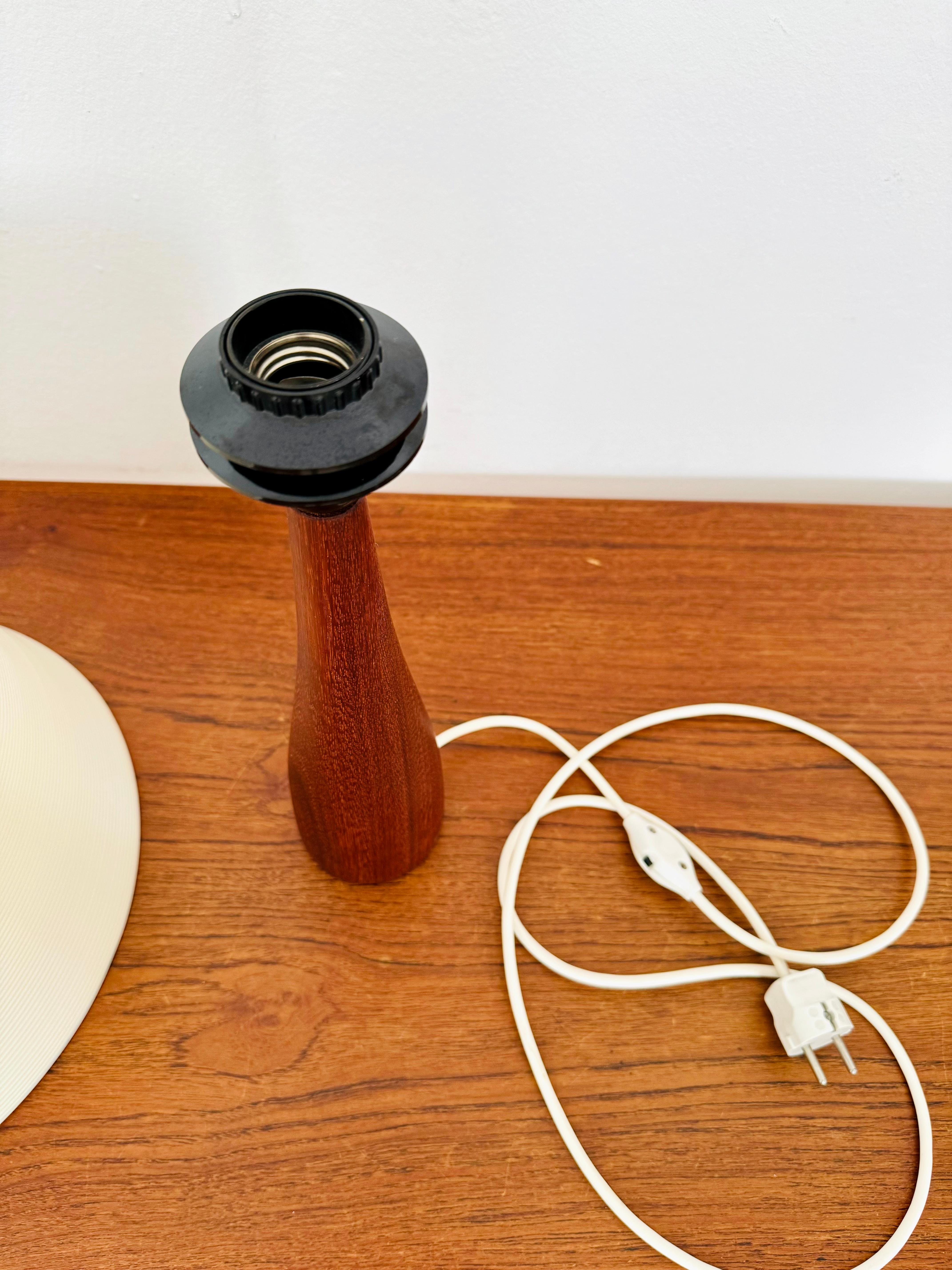 Lampe de table en teck de Yasha Heifetz pour Rotaflex en vente 5